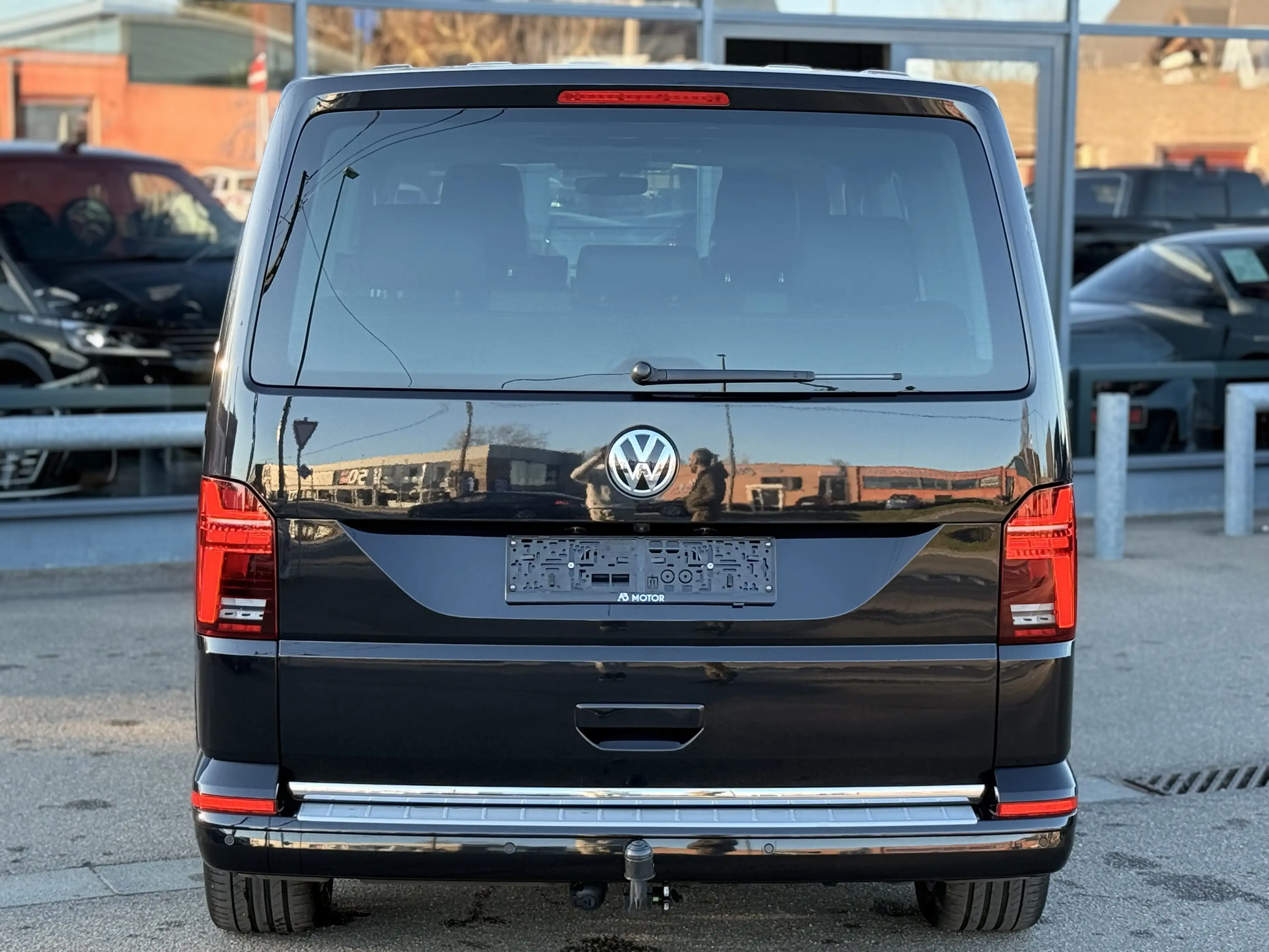 Volkswagen T6.1 Multivan BULLI 2.0TDI BOITE AUTO DSG 4MOTION 200CV 7PL. — photo 7