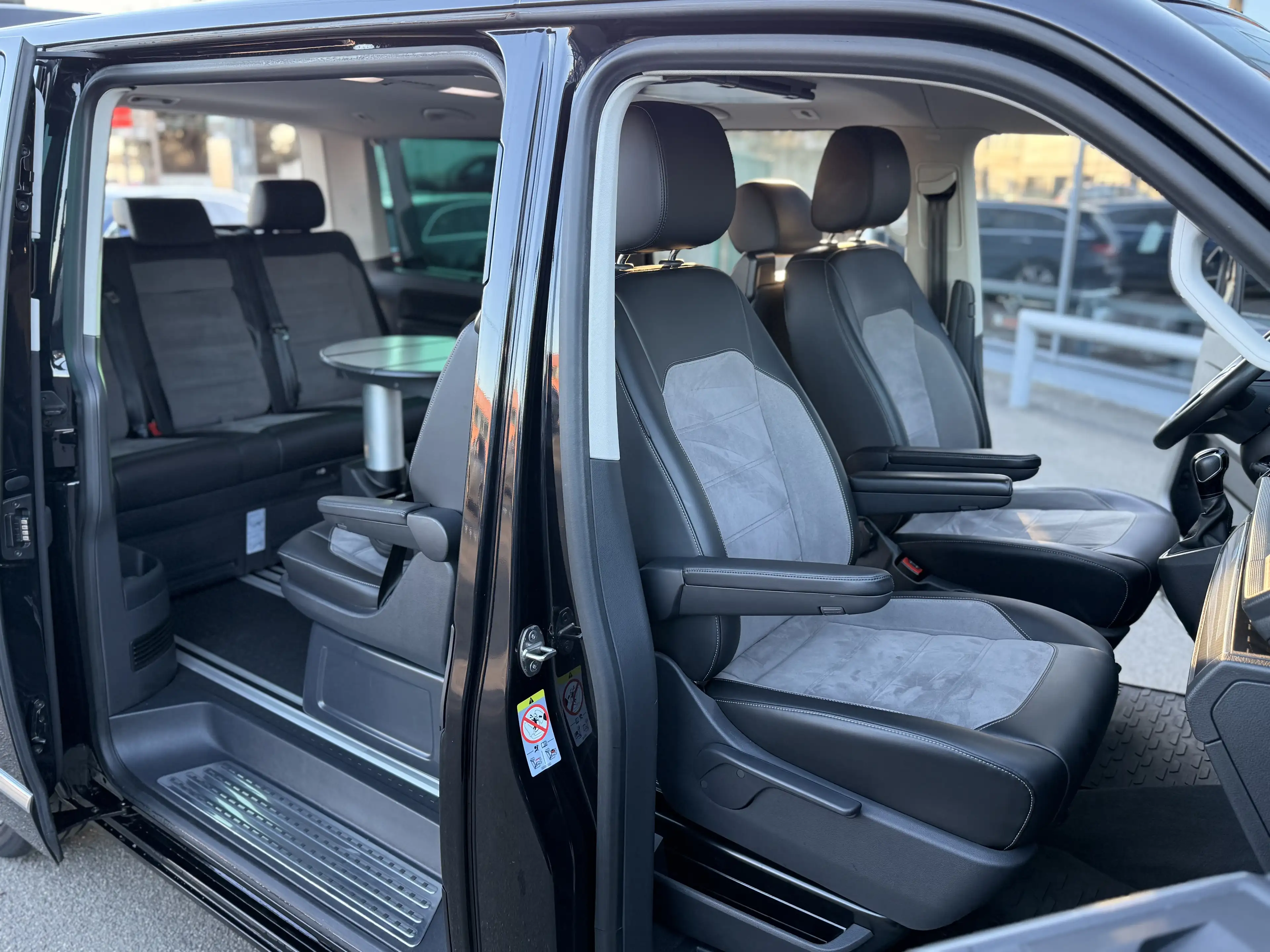 Volkswagen T6.1 Multivan BULLI 2.0TDI BOITE AUTO DSG 4MOTION 200CV 7PL. — photo 13