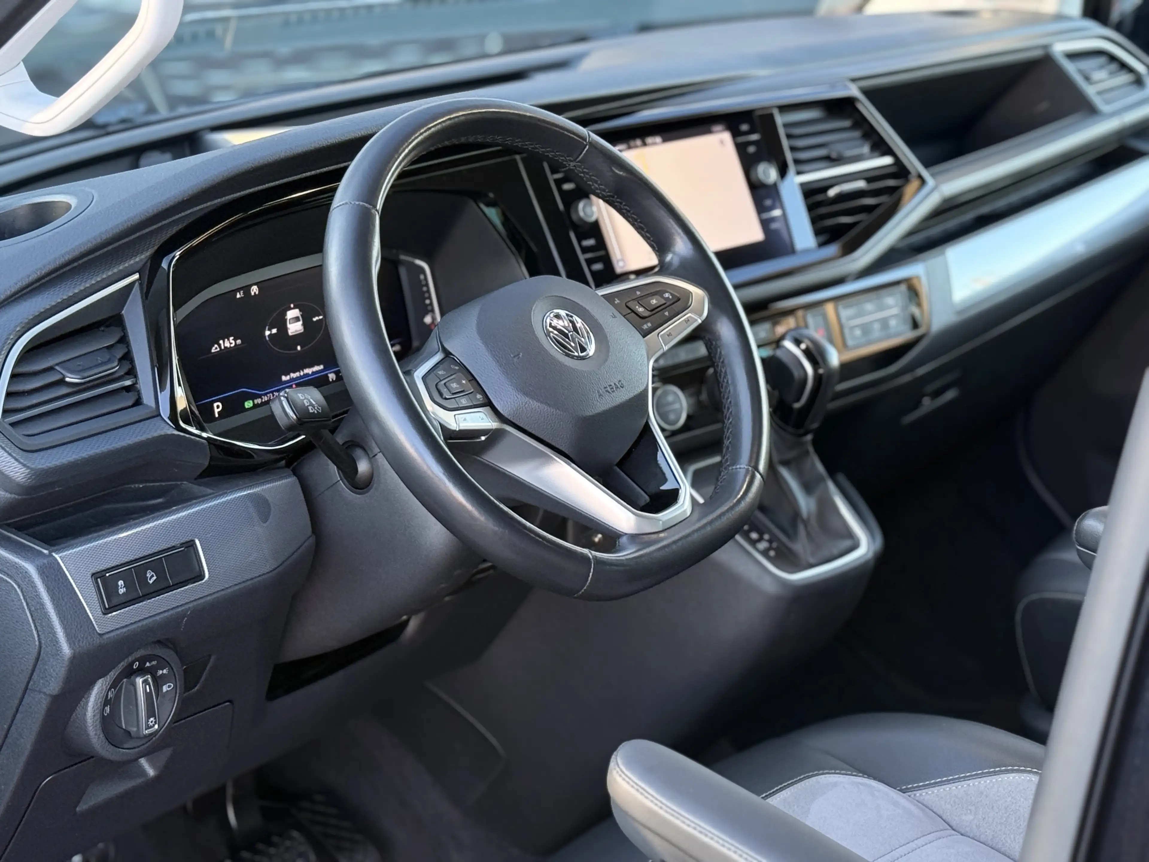 Volkswagen T6.1 Multivan BULLI 2.0TDI BOITE AUTO DSG 4MOTION 200CV 7PL. — photo 10