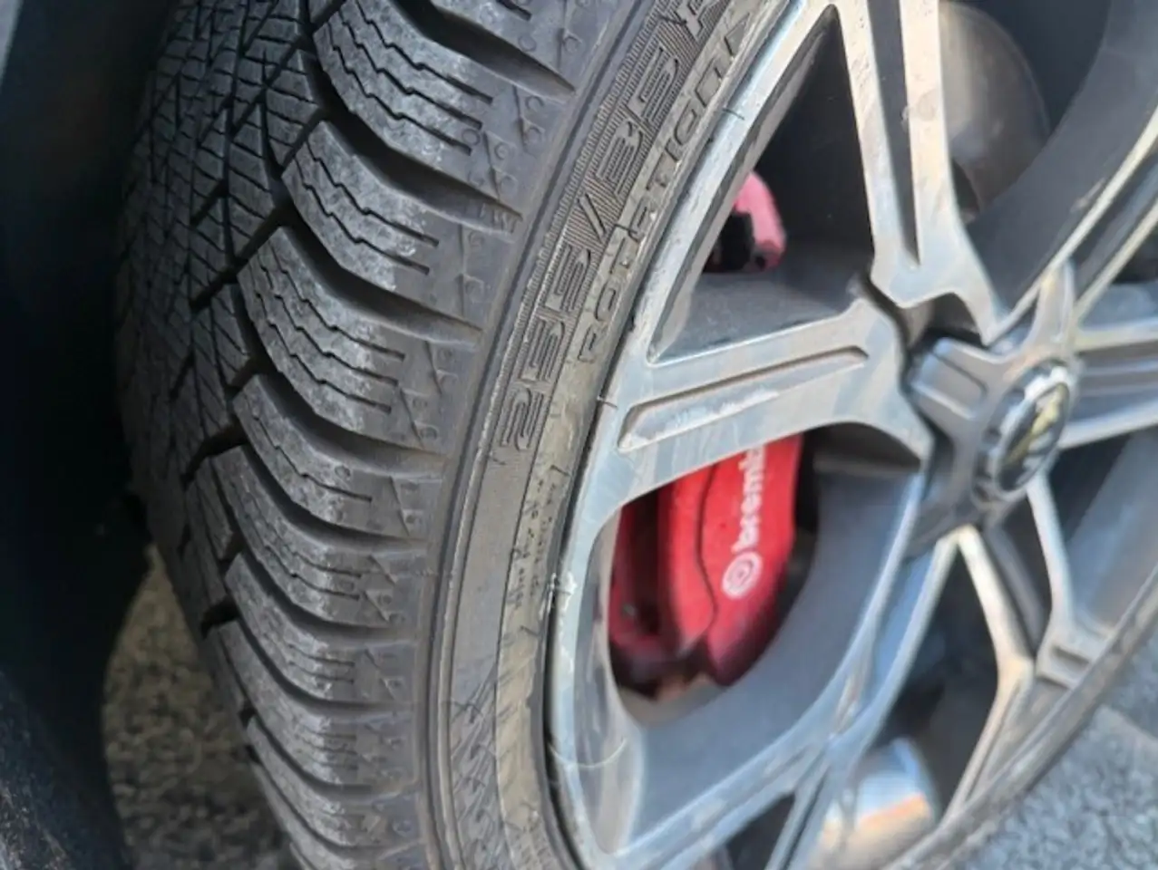 Kia Stinger снимка Kia Stinger