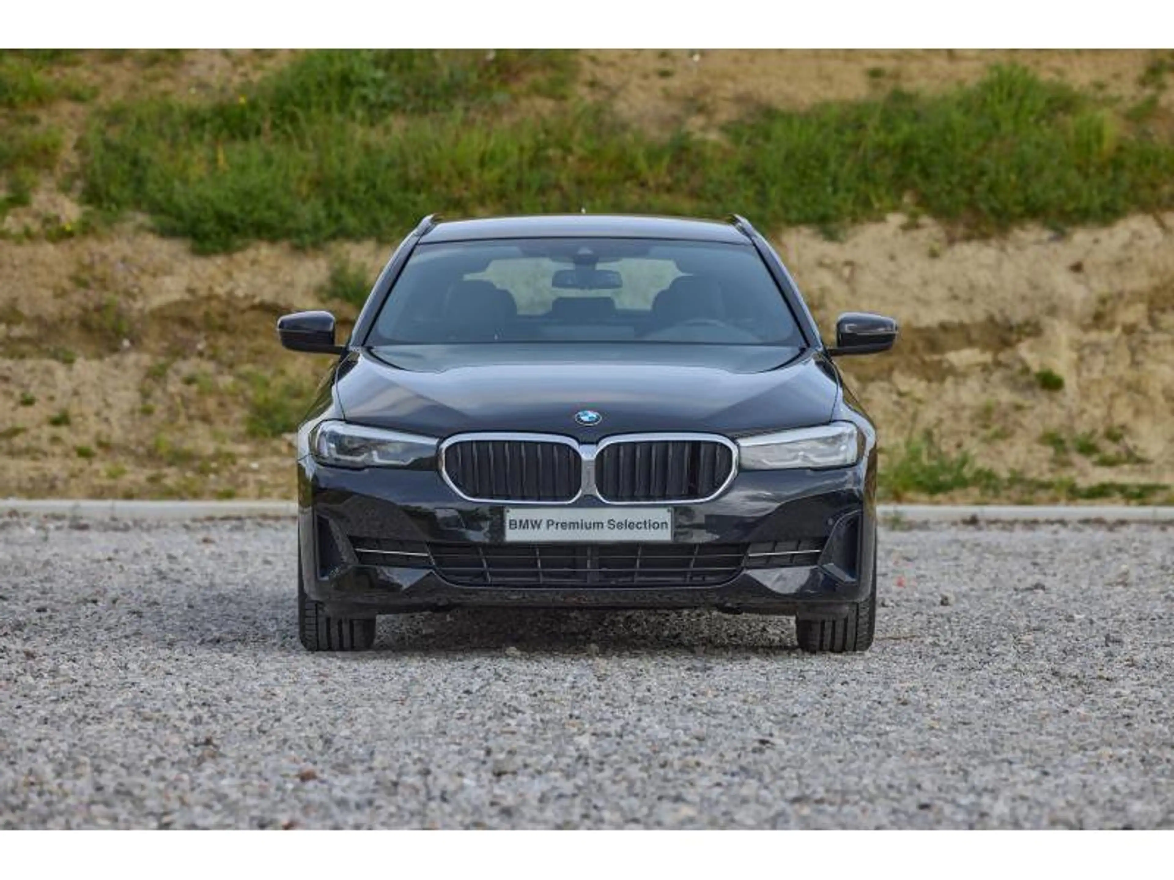 BMW 530 530d Touring — photo 2
