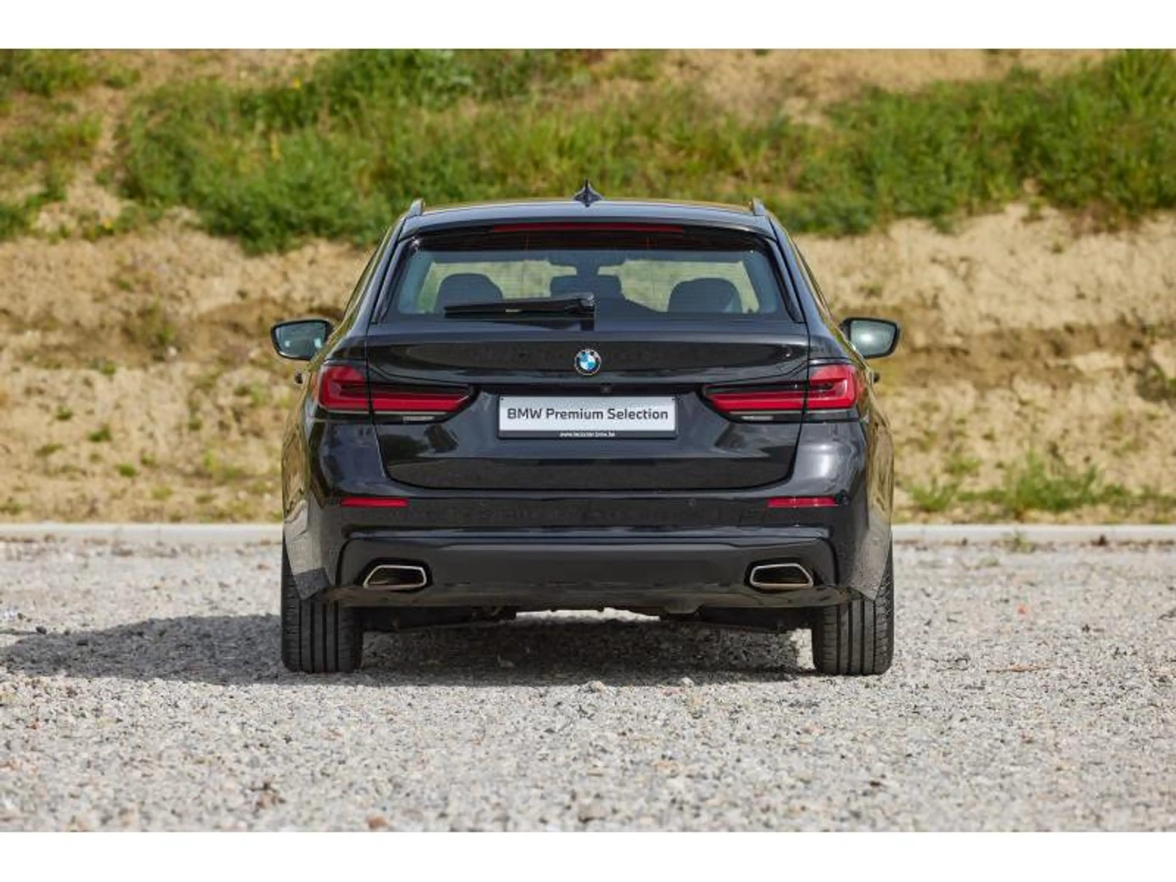 BMW 530 530d Touring — photo 4