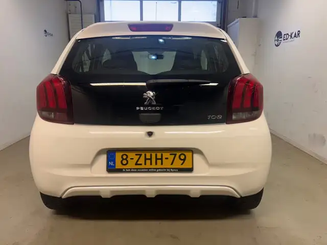 Peugeot 108 view 8
