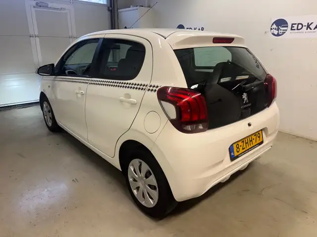 Peugeot 108 view 9