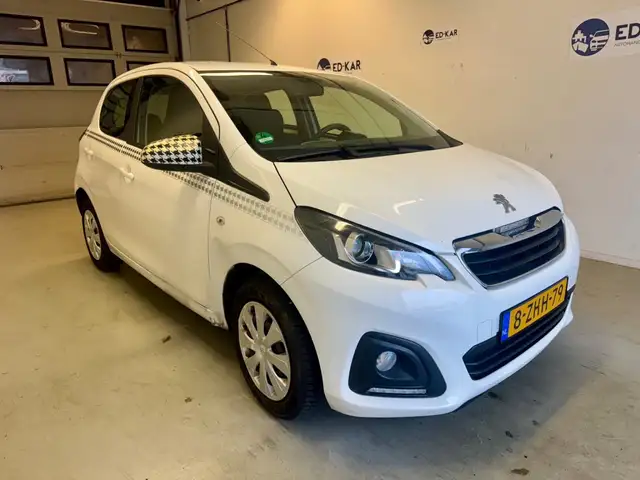 Peugeot 108 view 6