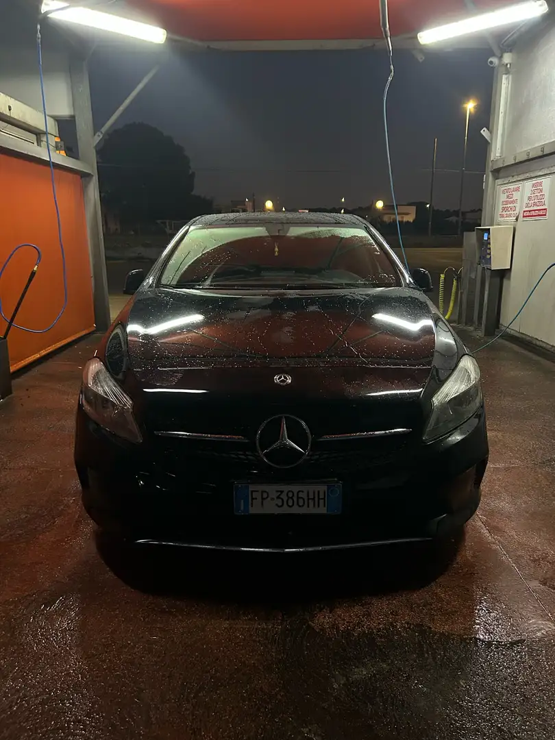 Mercedes-Benz A 160 Classe A - W176 d Business auto Noir - 1