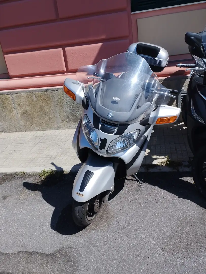 Suzuki Burgman 650 Grigio - 1