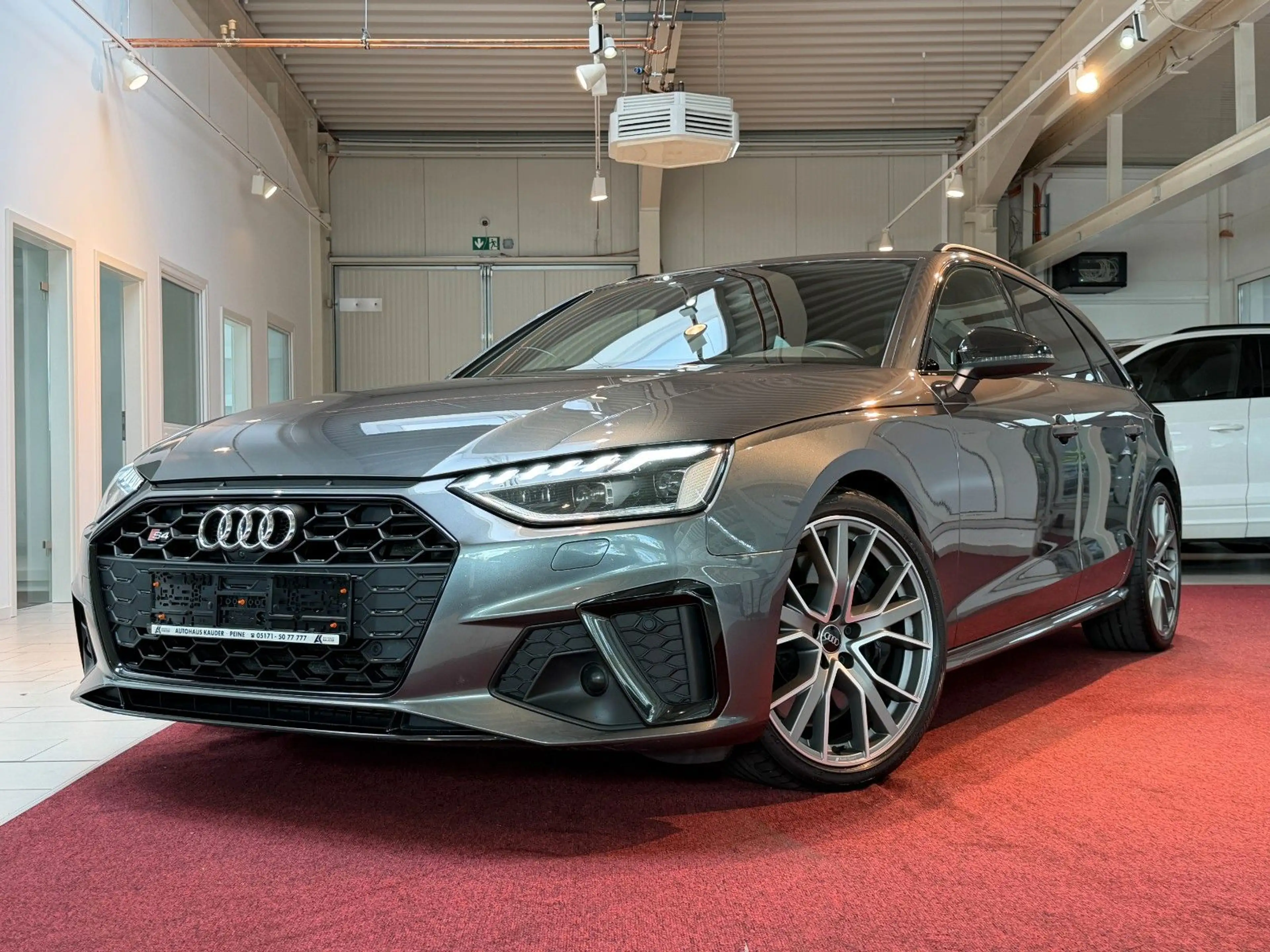 Audi S4 Avant 3.0 TDI quattro *MATRIX*Virtual*Navi* — photo 3