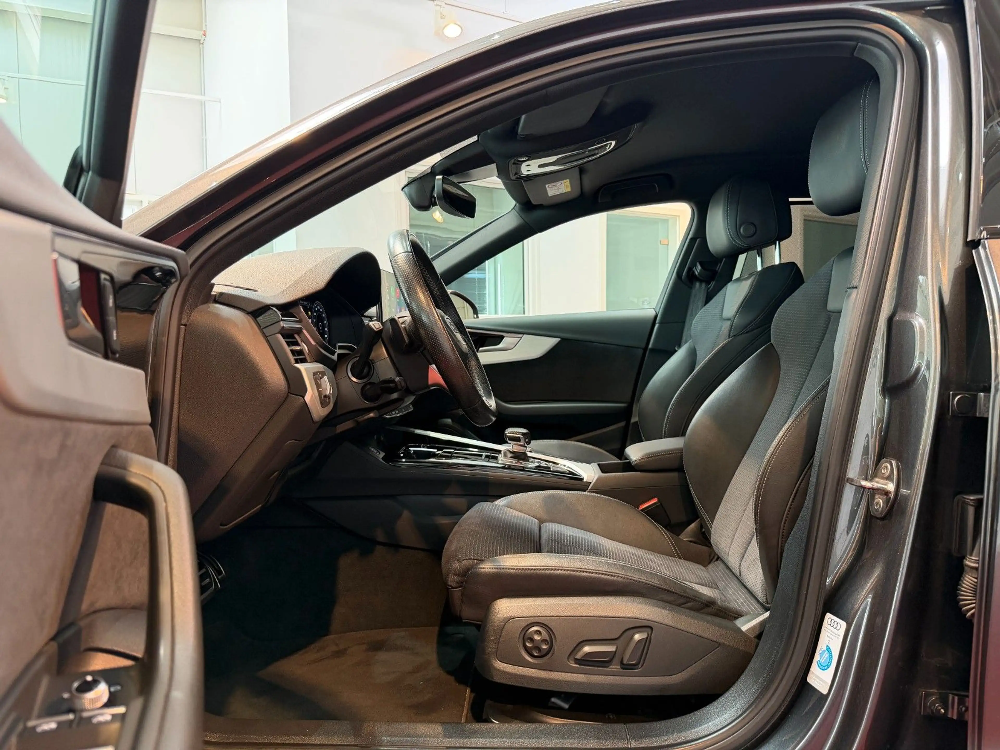 Audi S4 Avant 3.0 TDI quattro *MATRIX*Virtual*Navi* — photo 10