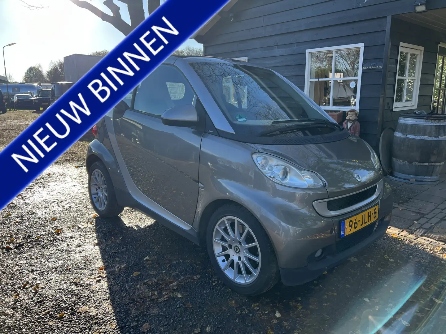 smart forTwo Cabrio 1.0 mhd Passion 71PK Zwart - 1