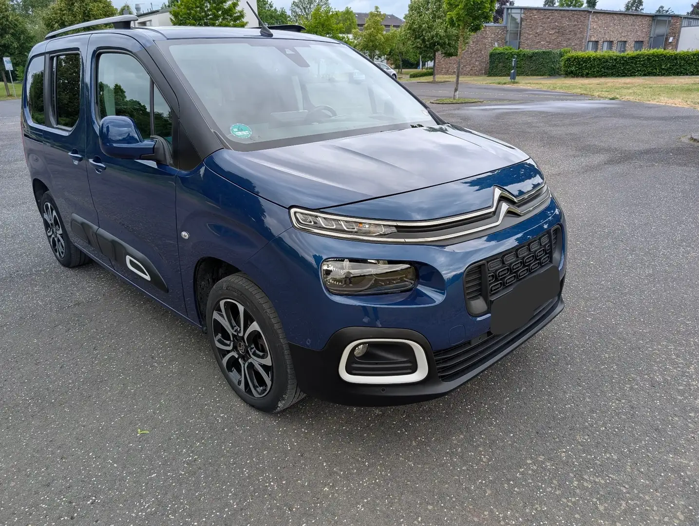 Citroen Berlingo Berlingo M BlueHDi 130 SHINE Blau - 2