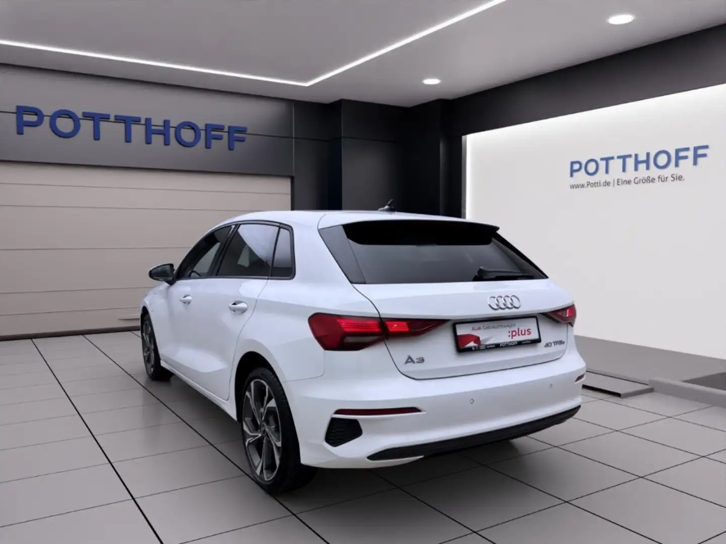 Audi A3 Sportback 40 TFSIe PDC SITZHZG LM18 KLIMA DAB+ Weiß - 2