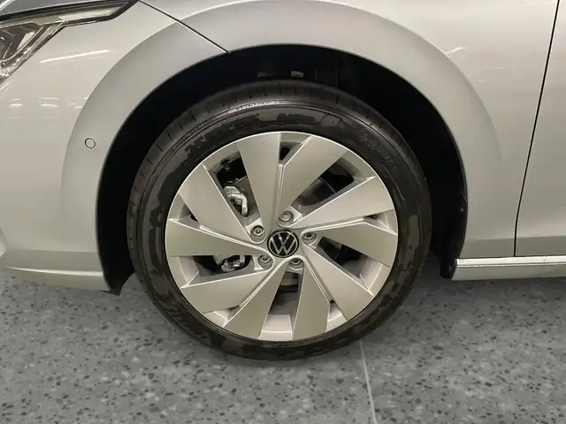 Volkswagen Golf view 9