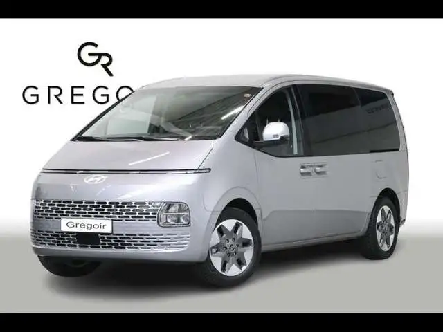 Hyundai STARIA 9PL SHINE