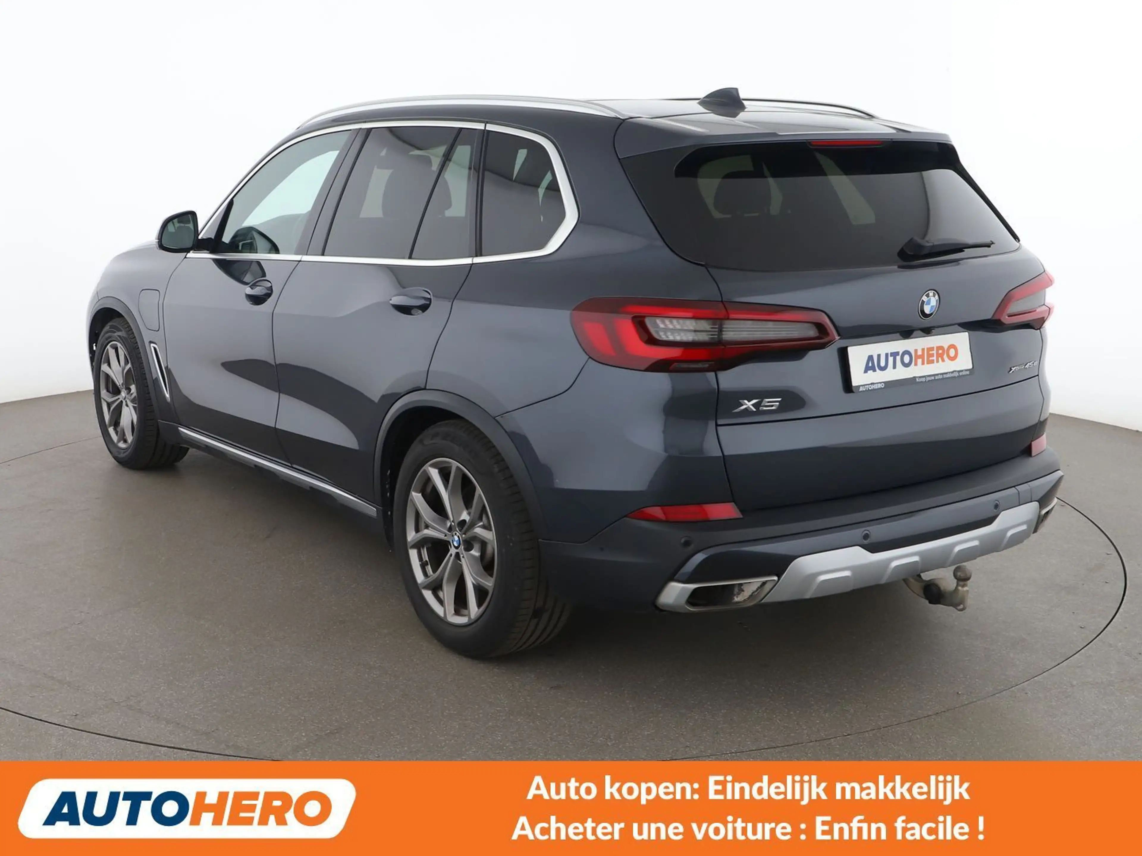 BMW X5 xDrive 45e xLine — photo 4