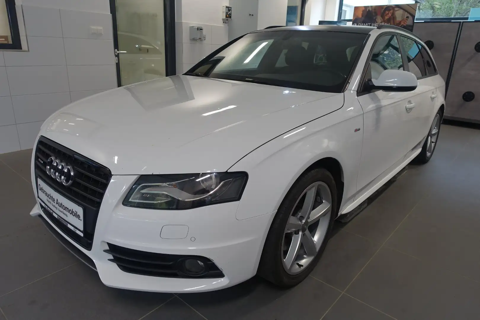 Audi A4 A4 Avant 2,0 TDI Sport Edition Blanc - 1