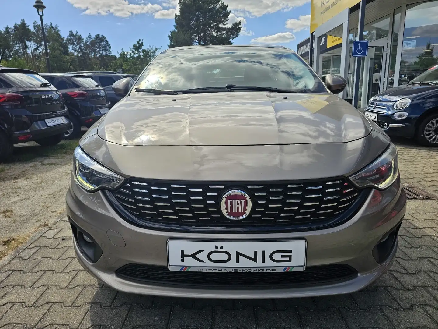 Fiat Tipo 120PS, Navi, SHZ, Klimaautomatik Grau - 2