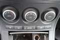 Mazda 3 1.6 CiTD Navigator Koppakking is lek, motor loopt Grijs - thumbnail 3