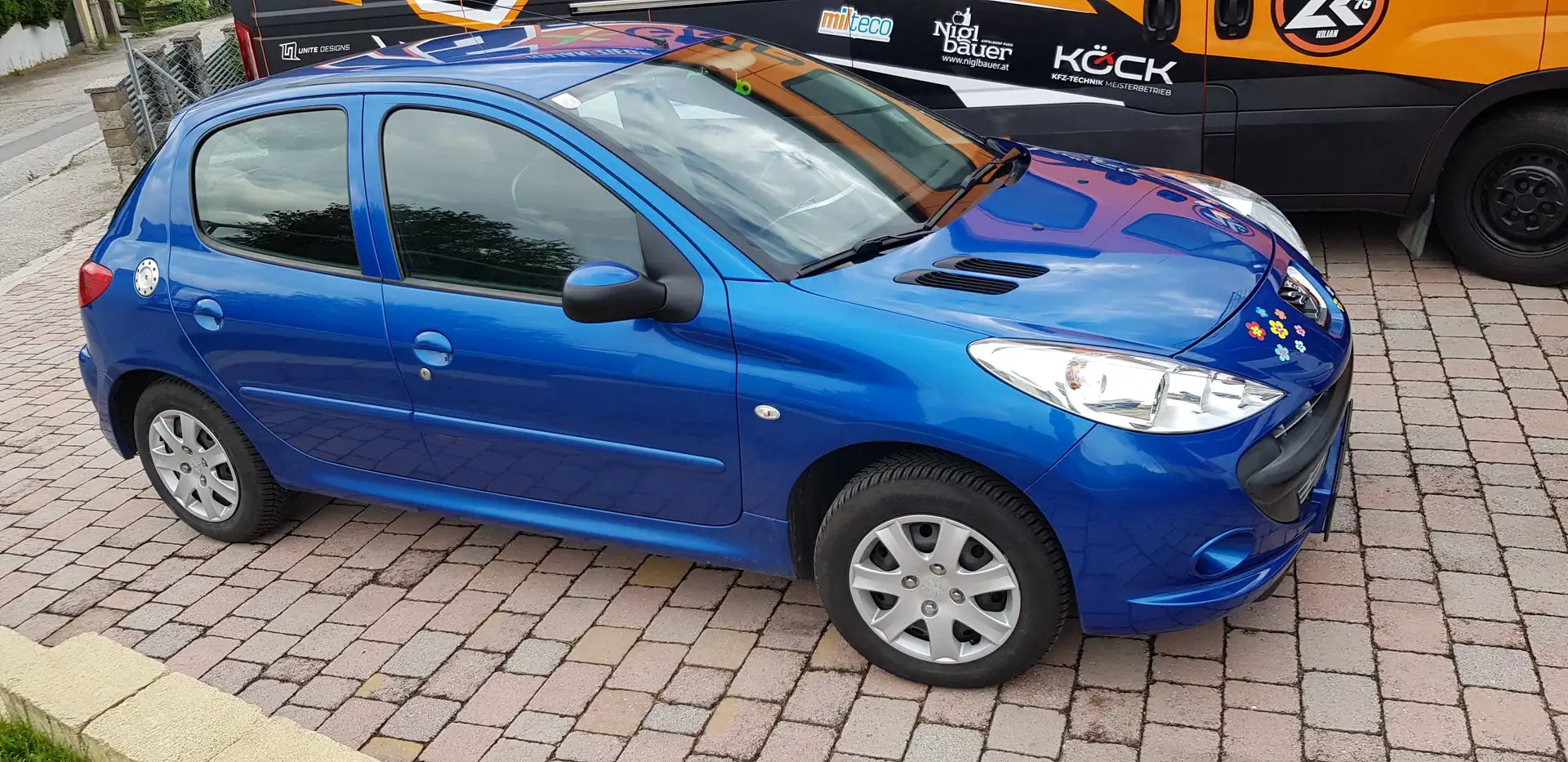 Peugeot 206 206+ Trendy 1,4 Blau - 1