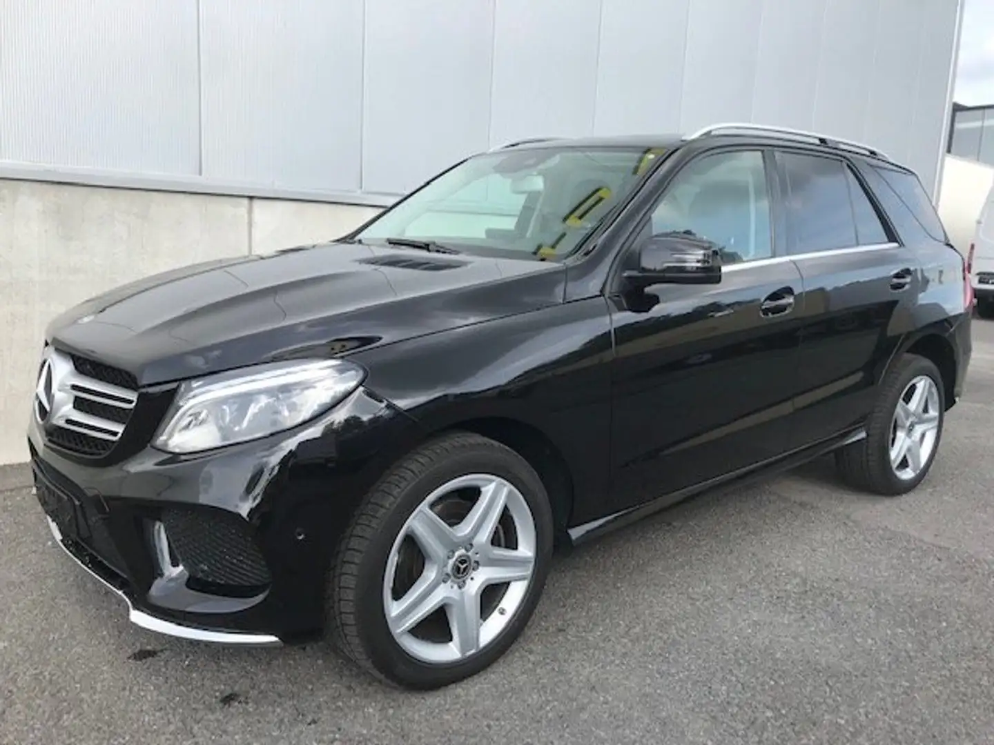 Mercedes-Benz GLE 250 AMG*AHK*achteruitrijcamera*Comand Schwarz - 1