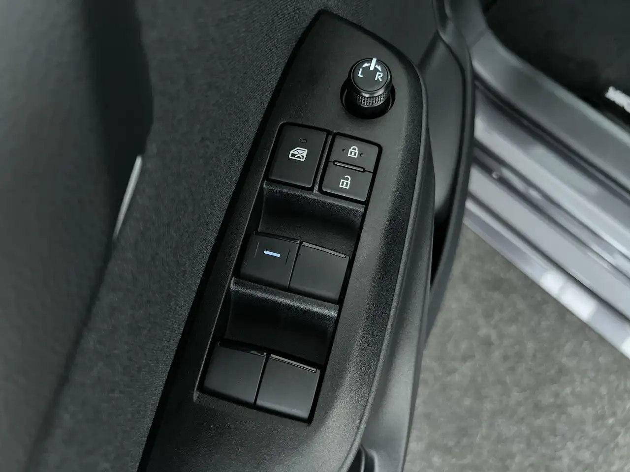 Toyota Yaris 2026 — фото 12