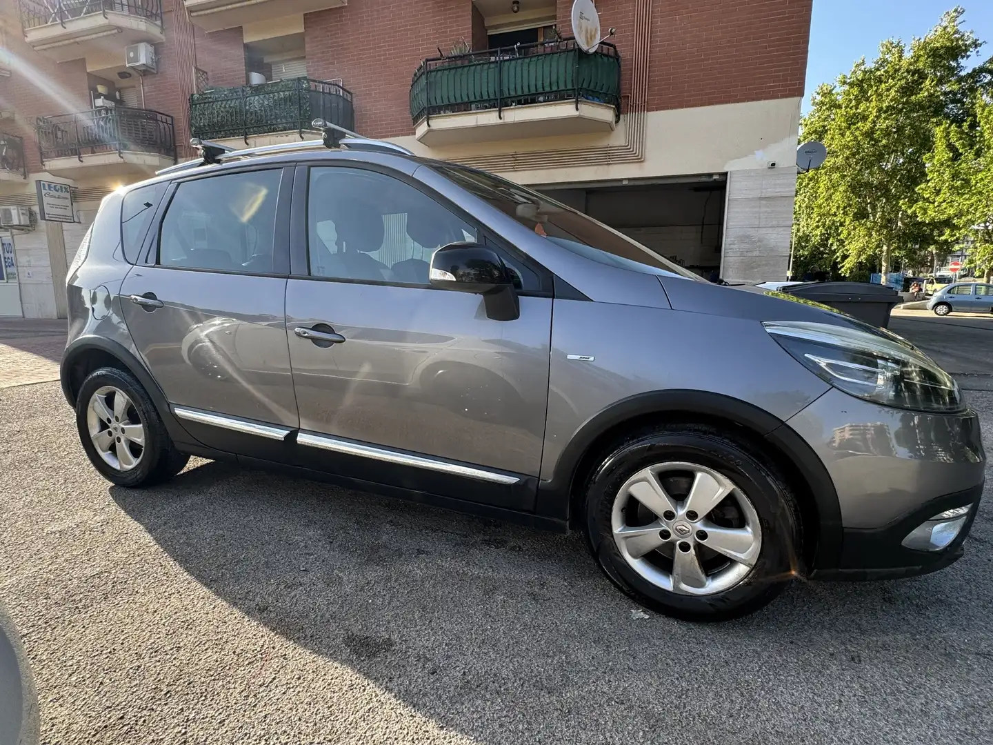 Renault Scenic X-Mod 1.5 dci Bose s&s 110cv - 2