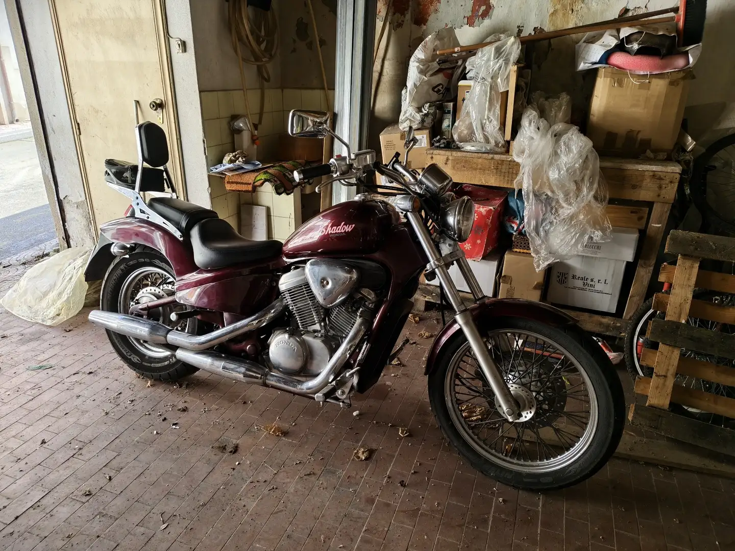 Honda Shadow 600 standard Rojo - 2