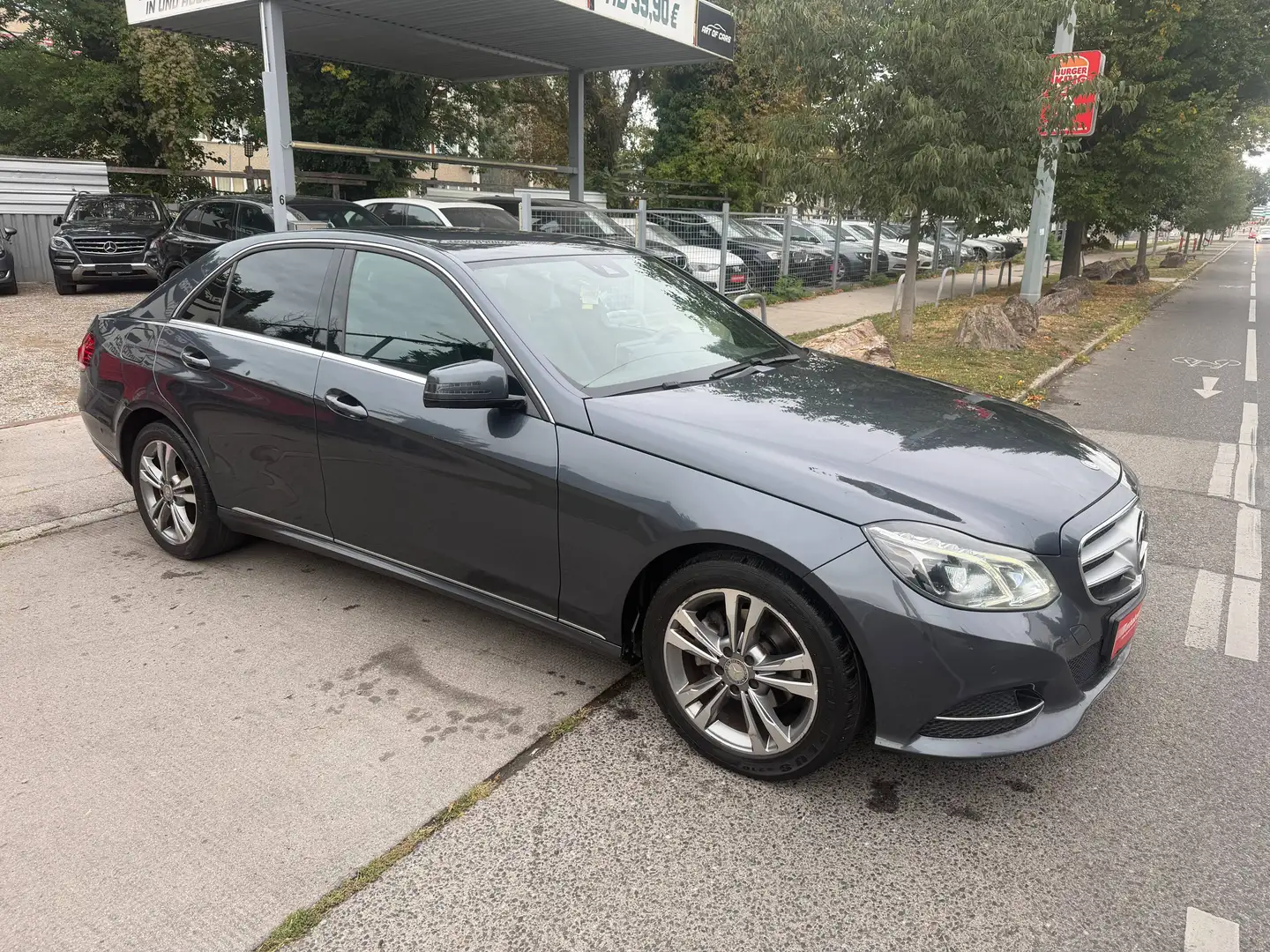 Mercedes-Benz E 220 E 220 BlueTEC Avantgarde A-Edition Aut. Avantgarde A-Edition Grau - 1