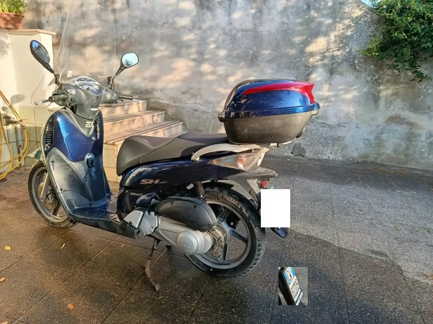 Honda SH 125 Blue - 2