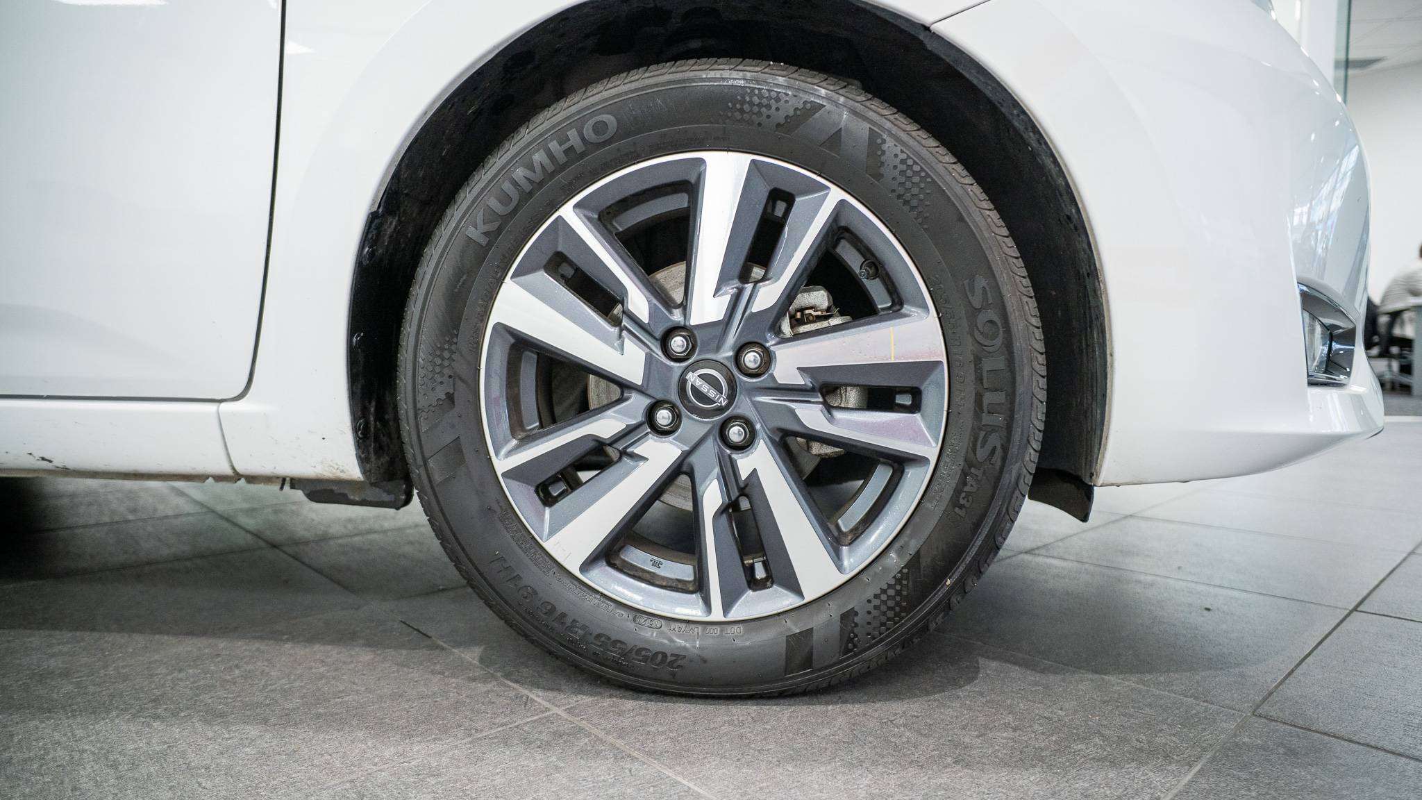 2025 Nissan Versa