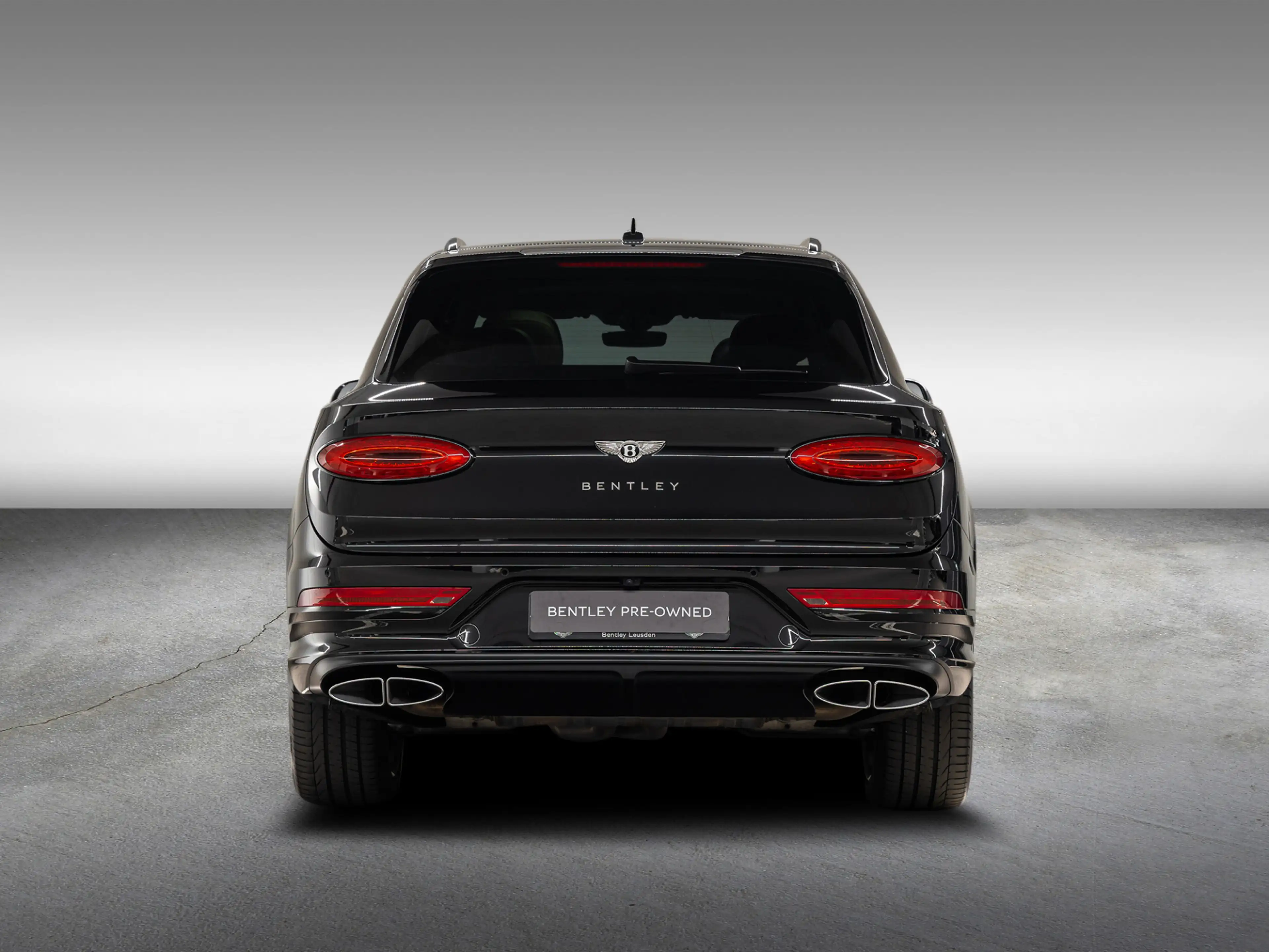 Bentley Bentayga V8 |Black Line|Comfort Spec|7-Seat|Carbon — photo 5