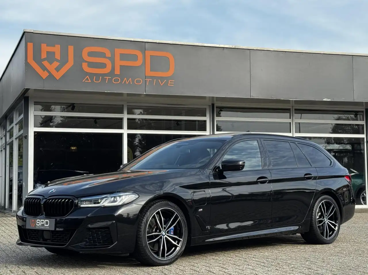 BMW 530