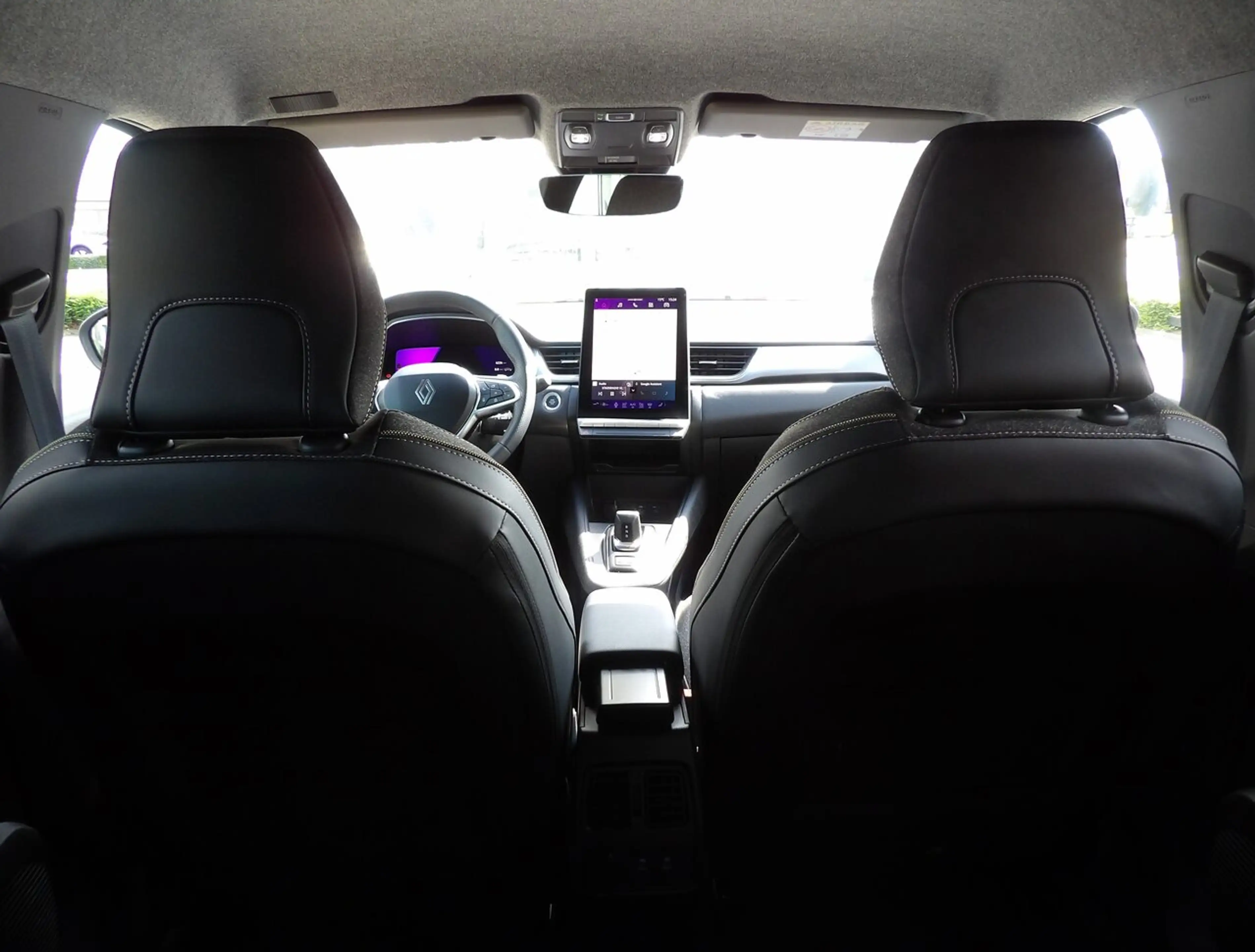 Renault Symbioz Techno Mild Hybride TCe 140 EDC — photo 6