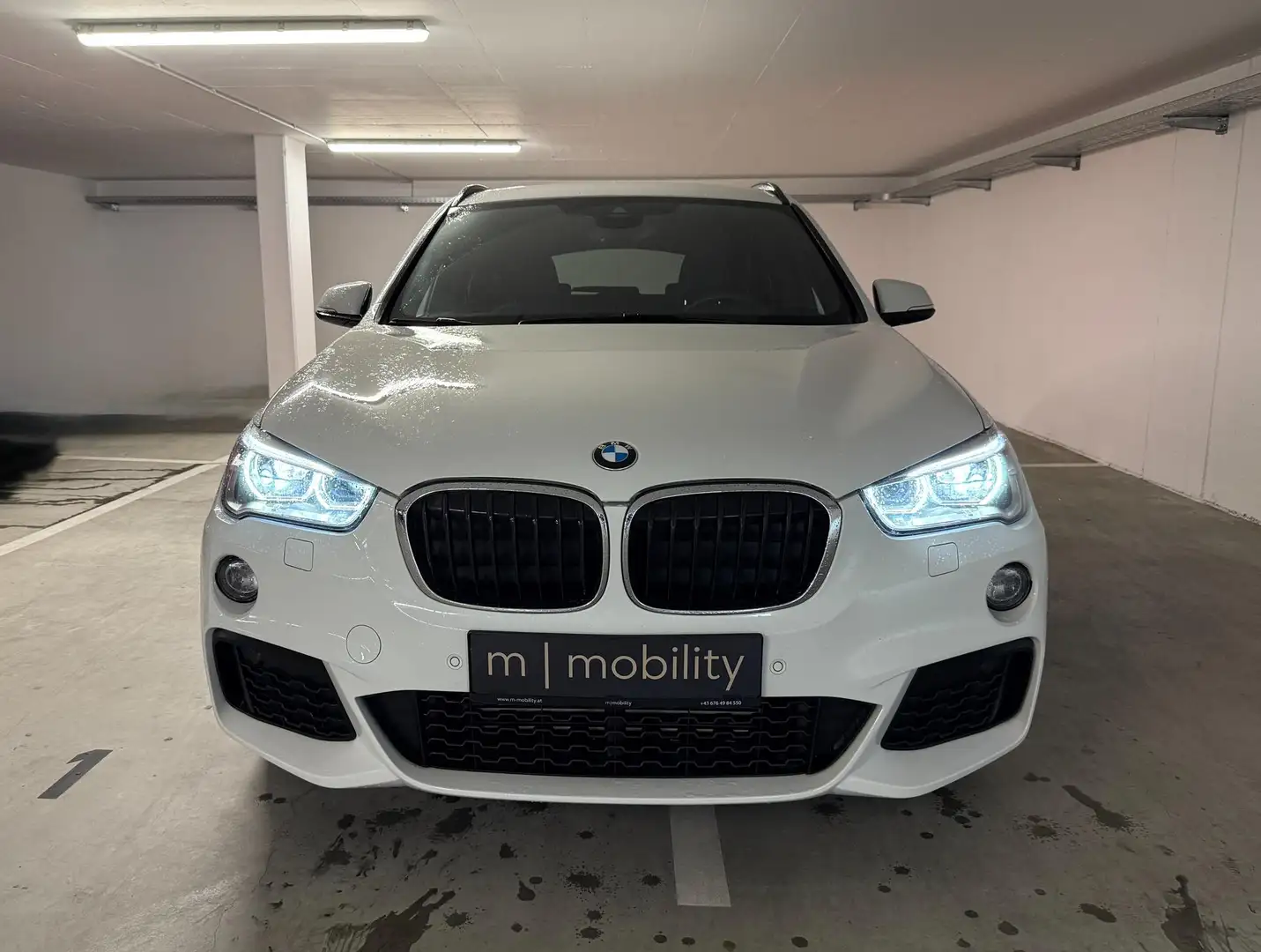BMW X1 xDrive20d M Weiß - 2