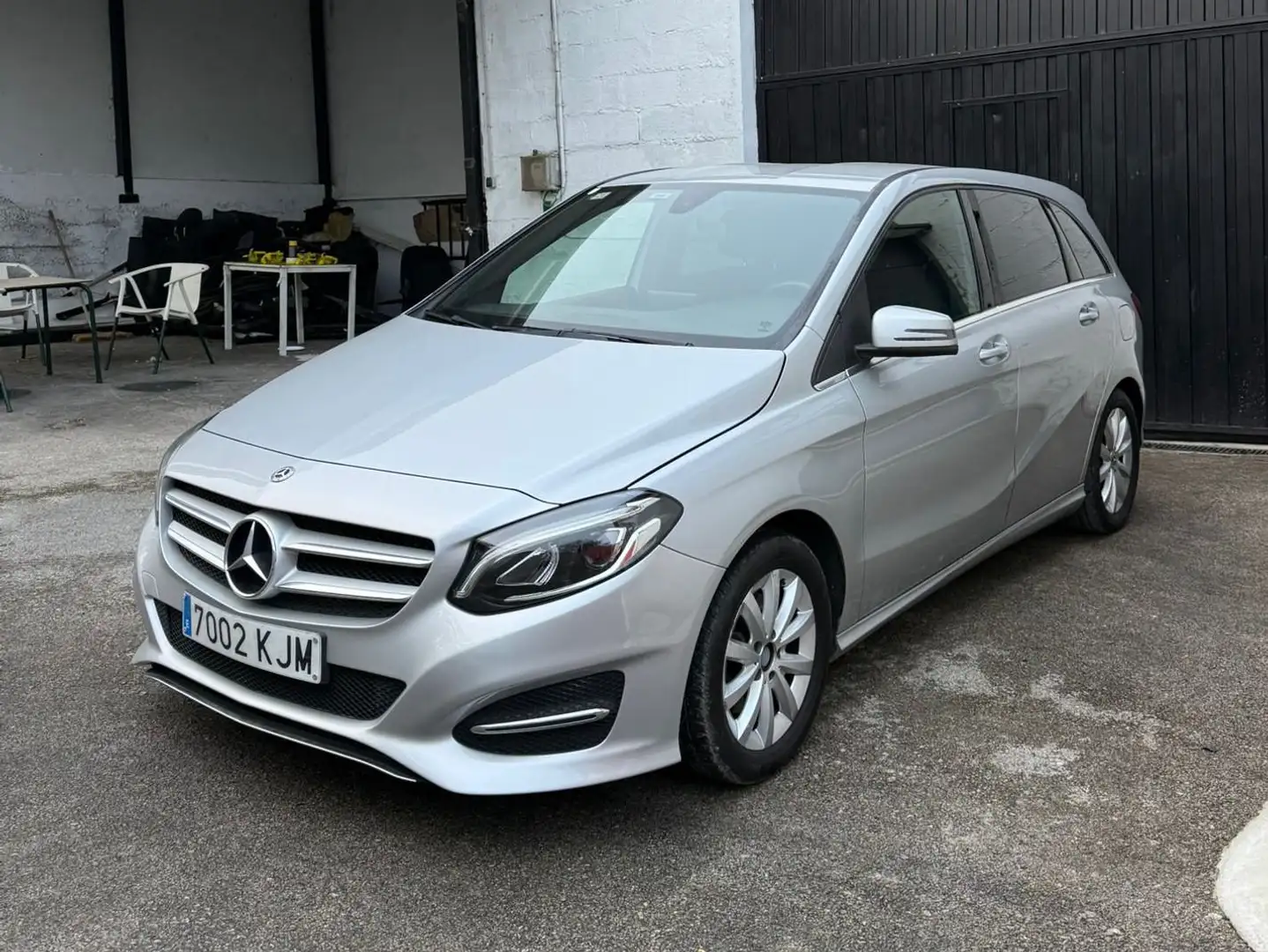 Mercedes-Benz B 200 B 200d 7G-DCT Plateado - 1