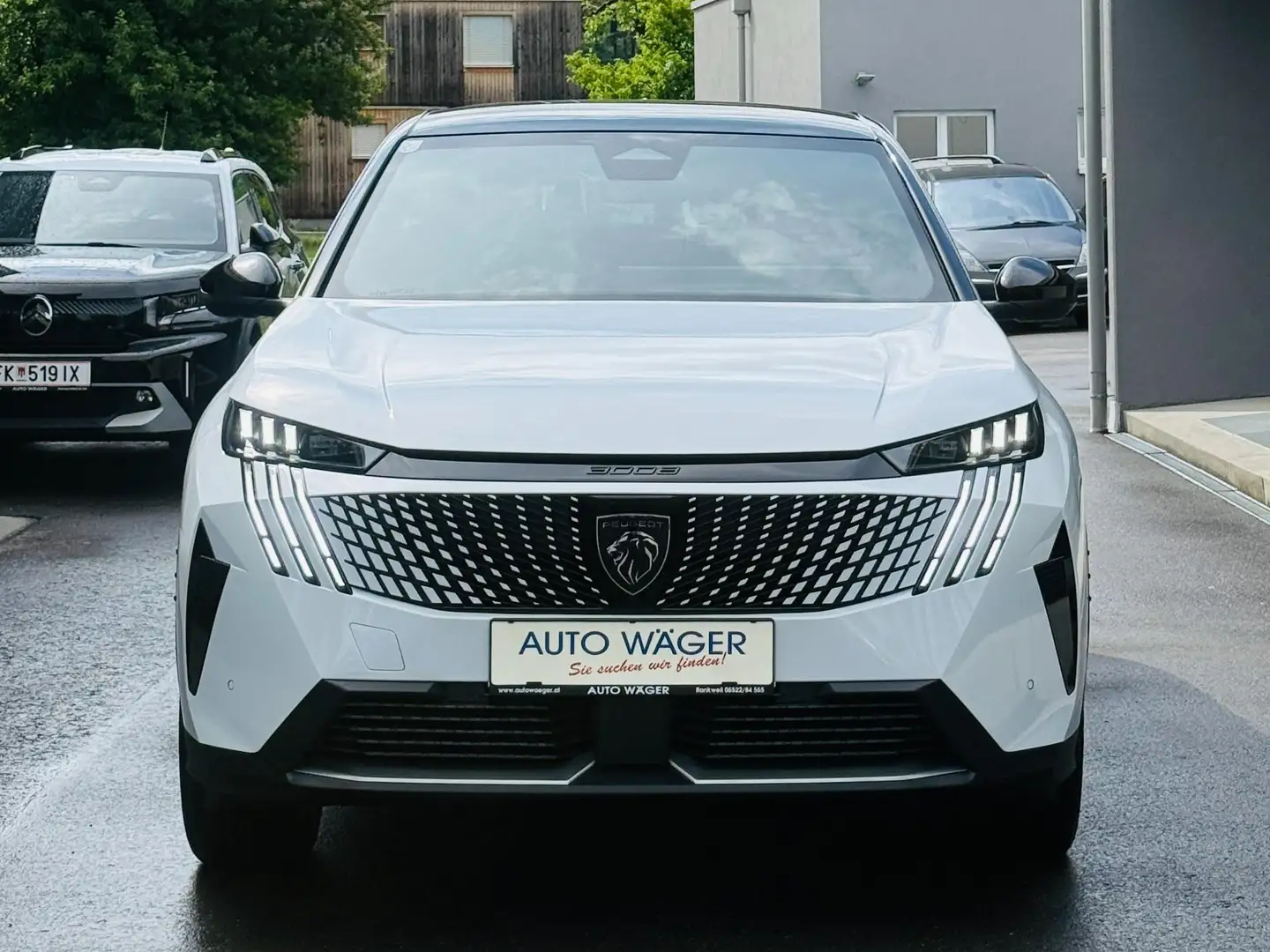 Peugeot 3008 Hybrid 136 GT Weiß - 2