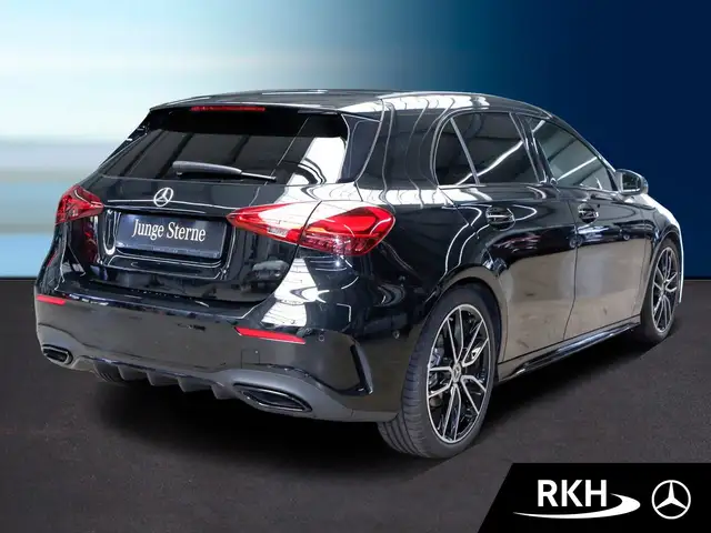 Mercedes-Benz A Class view 3