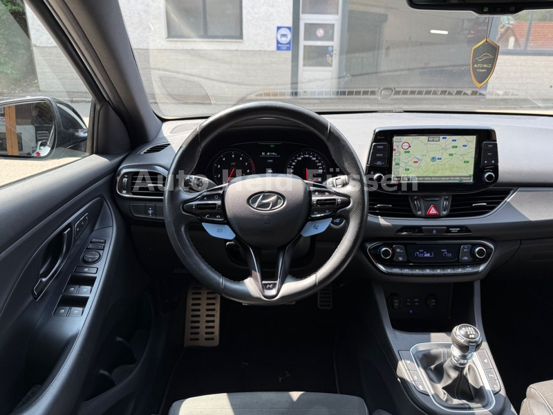 Hyundai i30 N Performance Navi Kam Temp Keyless AHK — photo 9