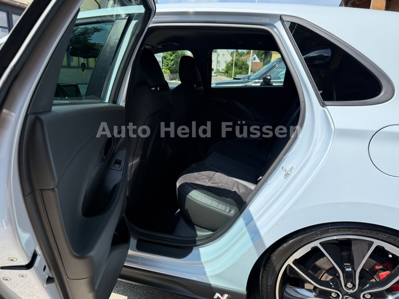 Hyundai i30 N Performance Navi Kam Temp Keyless AHK — photo 13