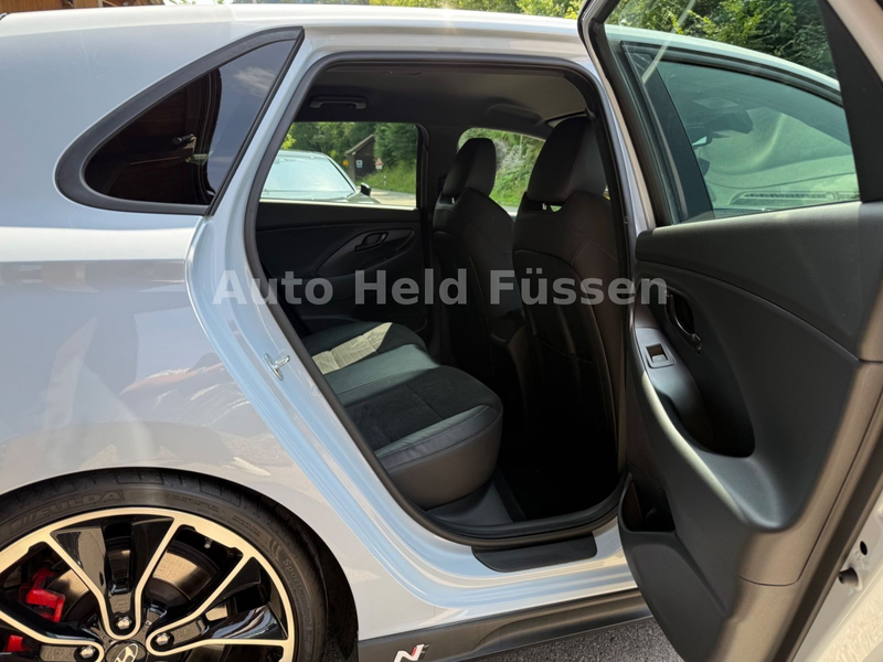 Hyundai i30 N Performance Navi Kam Temp Keyless AHK — photo 14