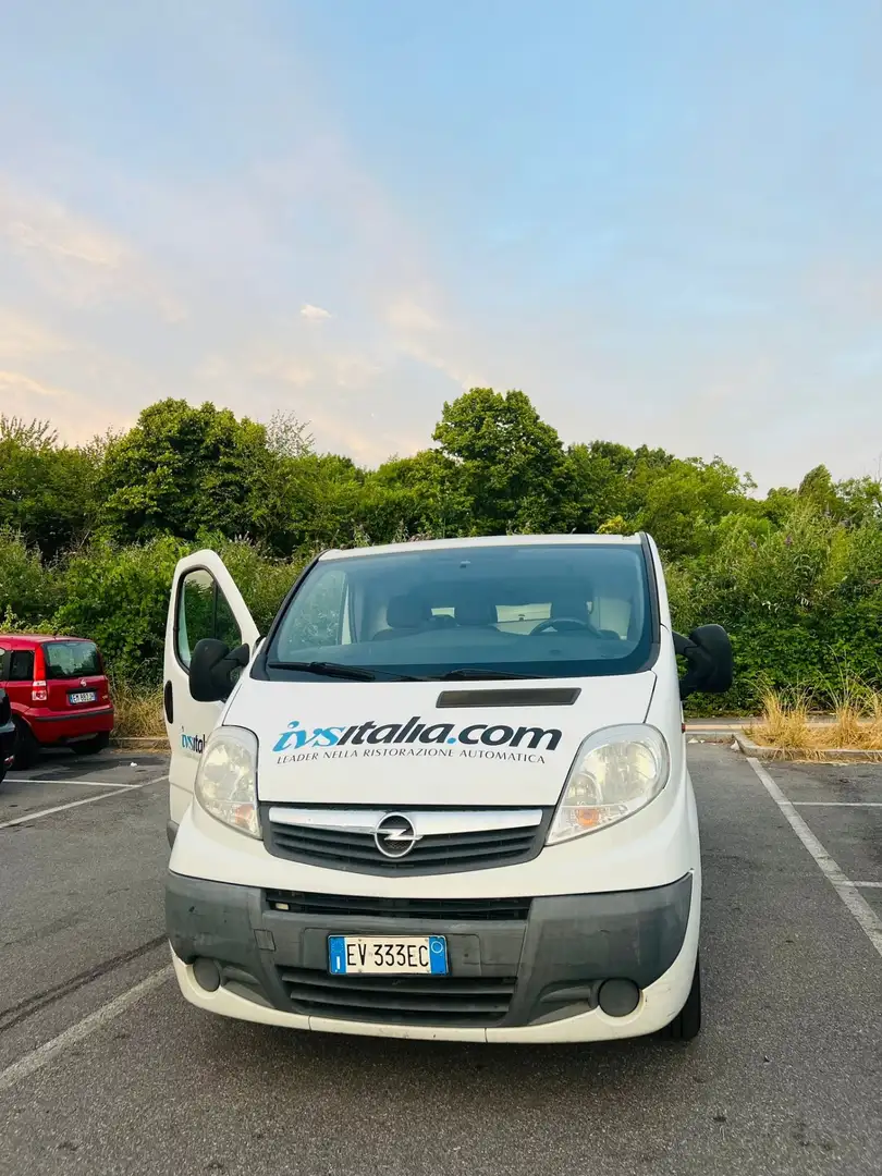 Opel Vivaro tdci - 1