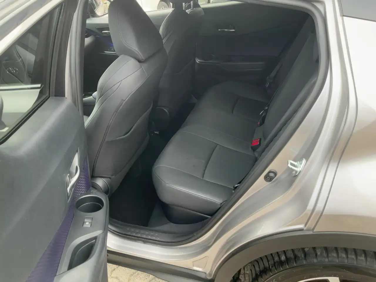 Toyota C-HR — photo 11 sur 25