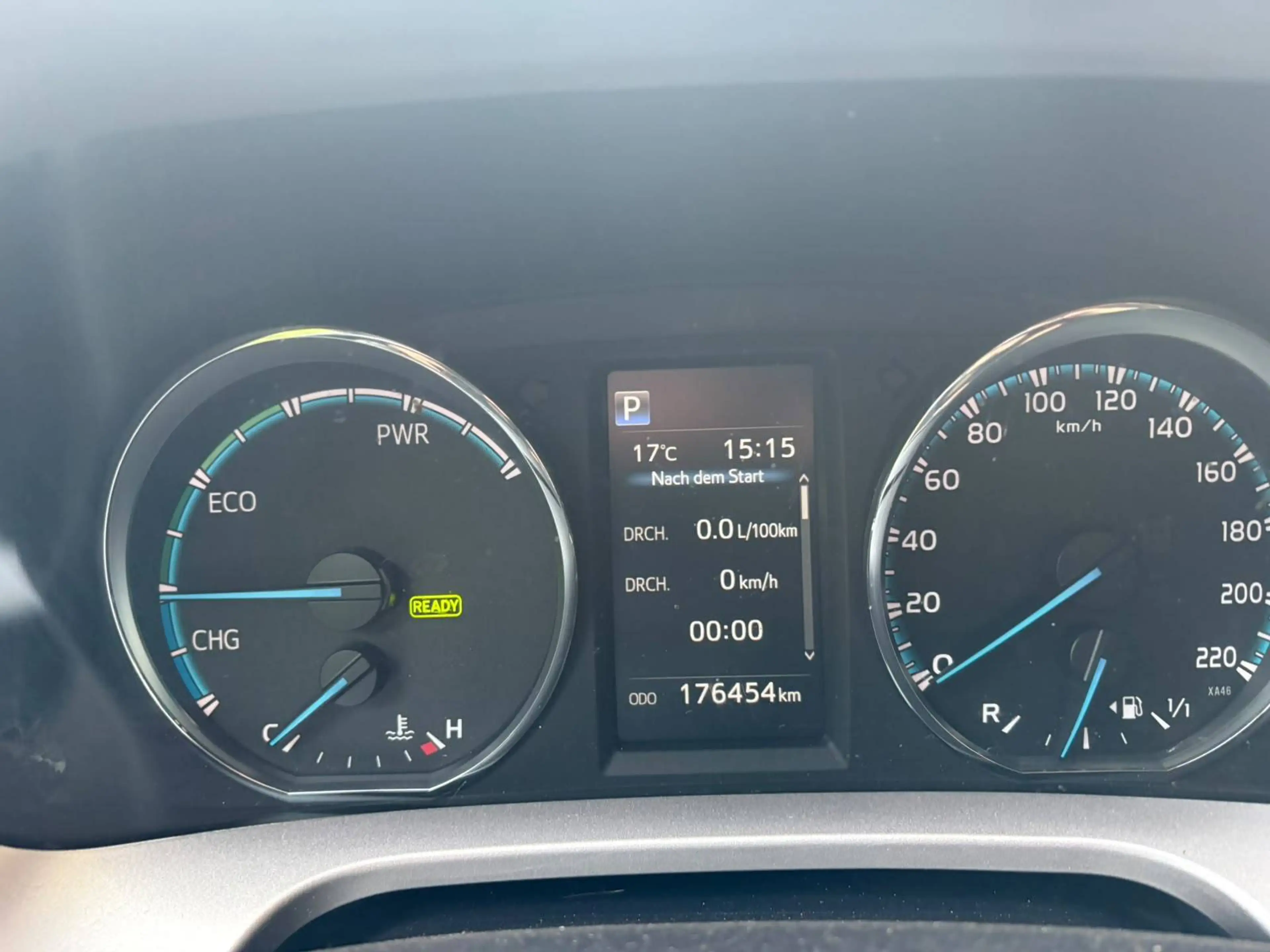 Toyota RAV4 RAV4 2,5 Hybrid Active 4WD Aut. Active — photo 13
