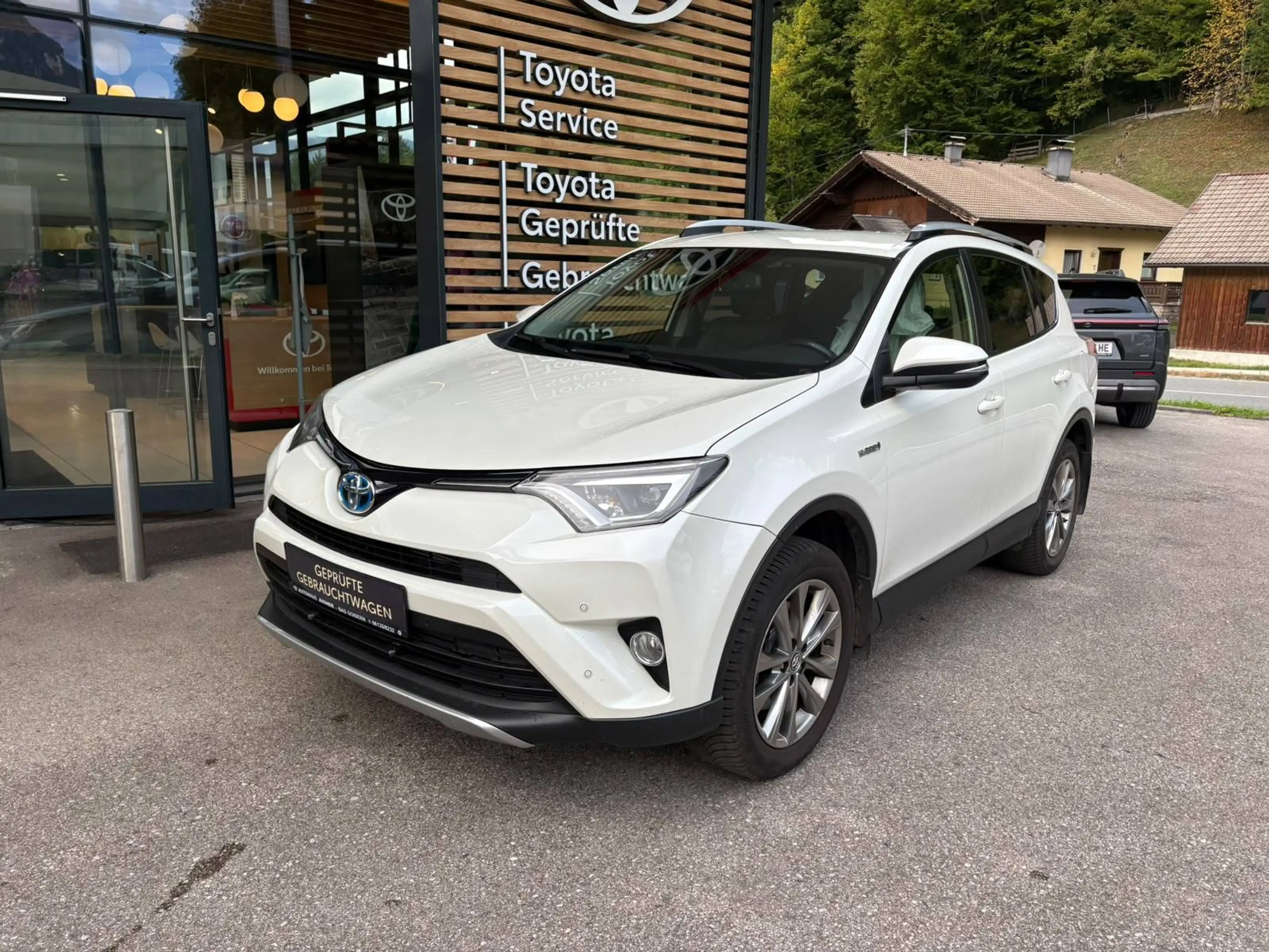 Toyota RAV4 RAV4 2,5 Hybrid Active 4WD Aut. Active — photo 2