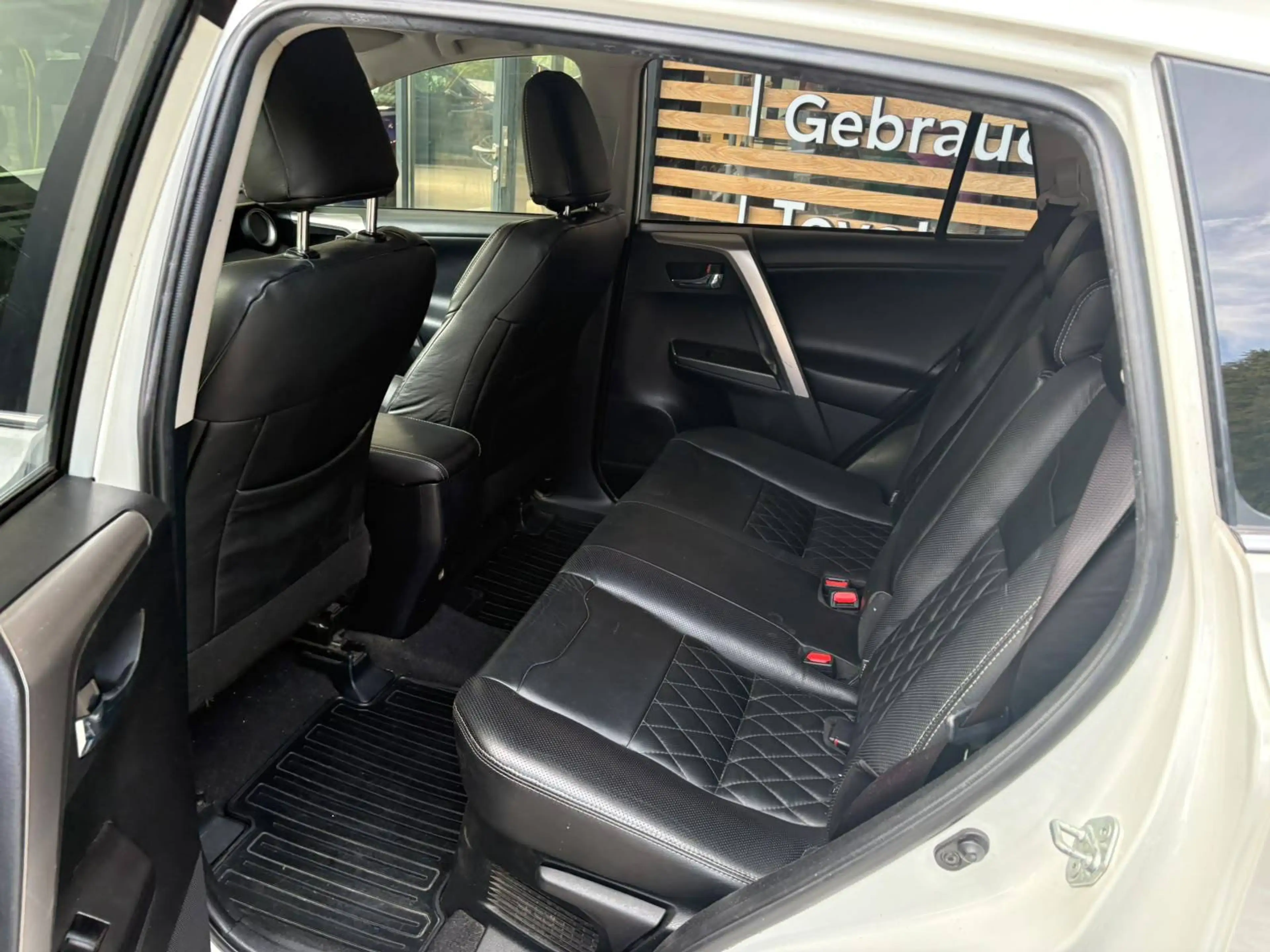 Toyota RAV4 RAV4 2,5 Hybrid Active 4WD Aut. Active — photo 9