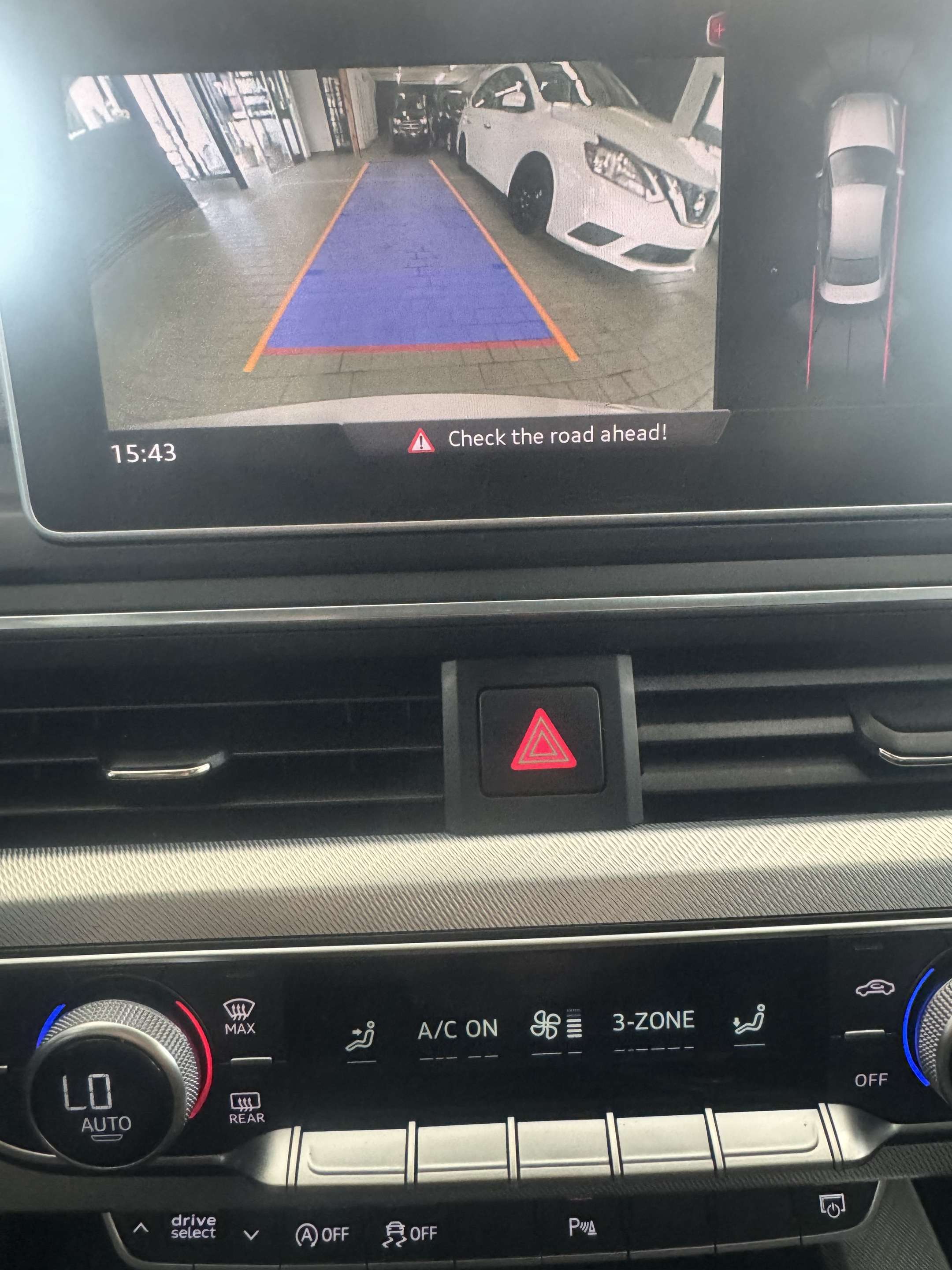 2017 Audi A4 4dr Sdn Auto Progressiv quattro thumb 22