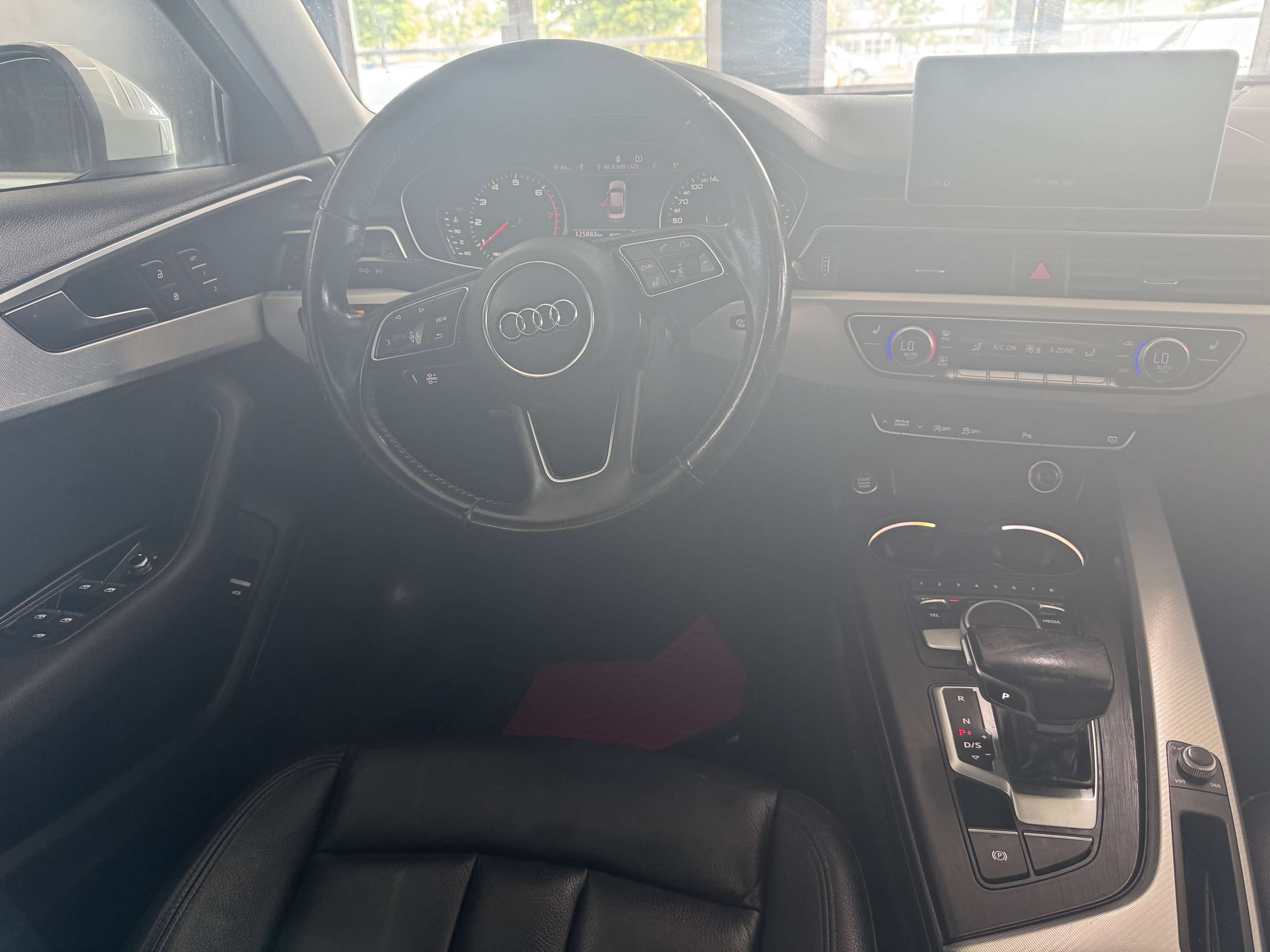 2017 Audi A4 4dr Sdn Auto Progressiv quattro thumb 20