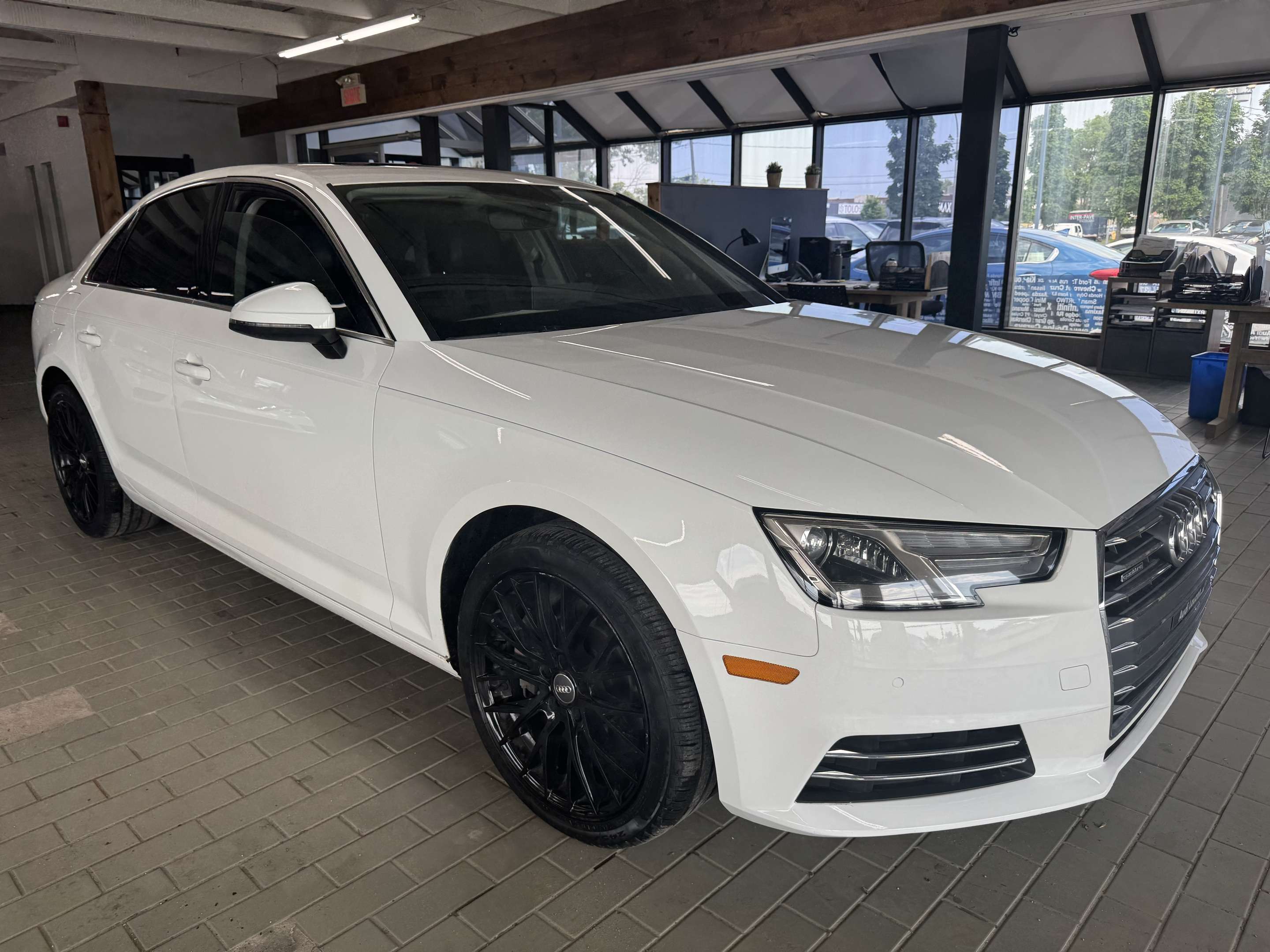 2017 Audi A4 4dr Sdn Auto Progressiv quattro alt 5