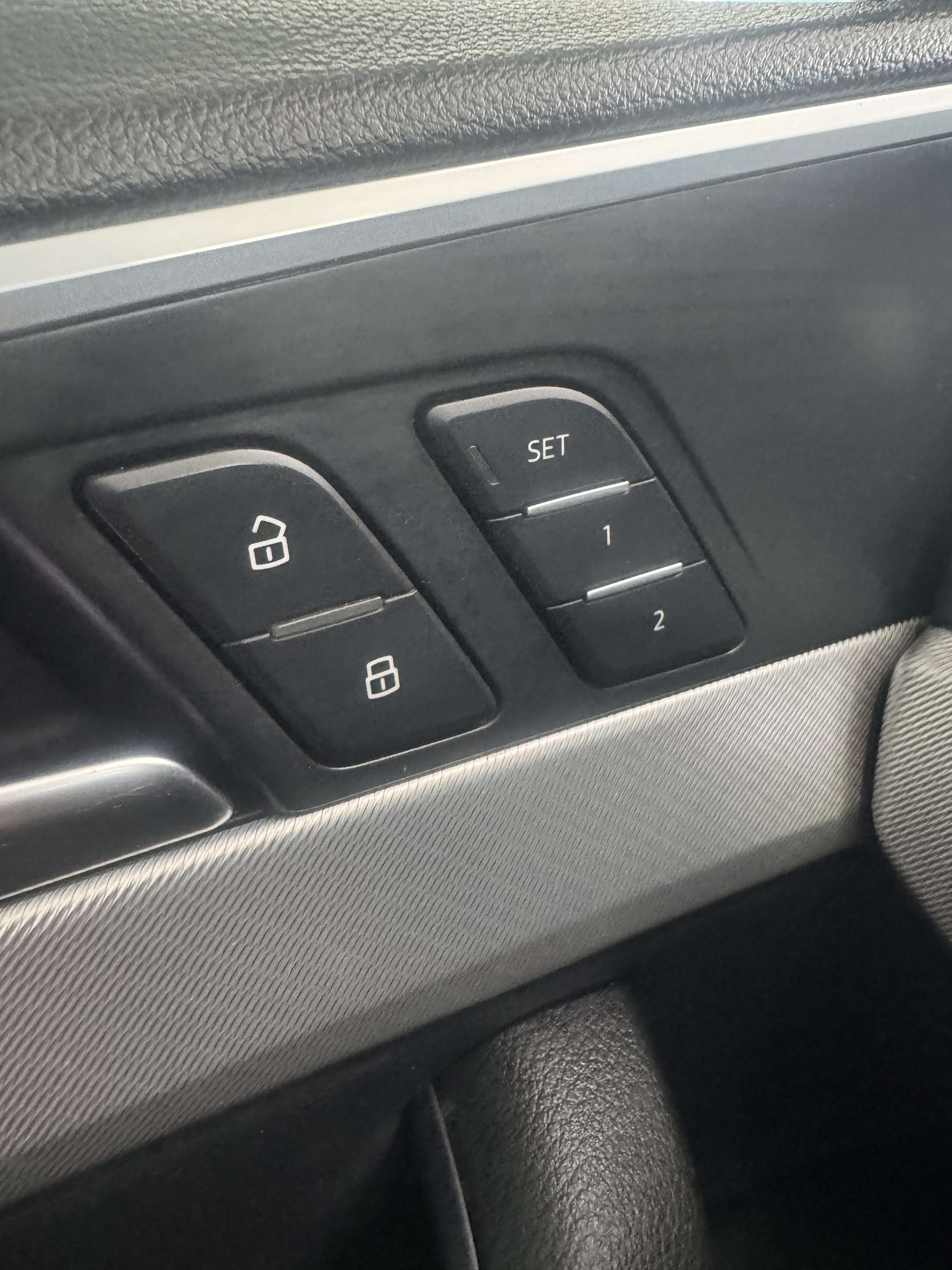 2017 Audi A4 4dr Sdn Auto Progressiv quattro thumb 17