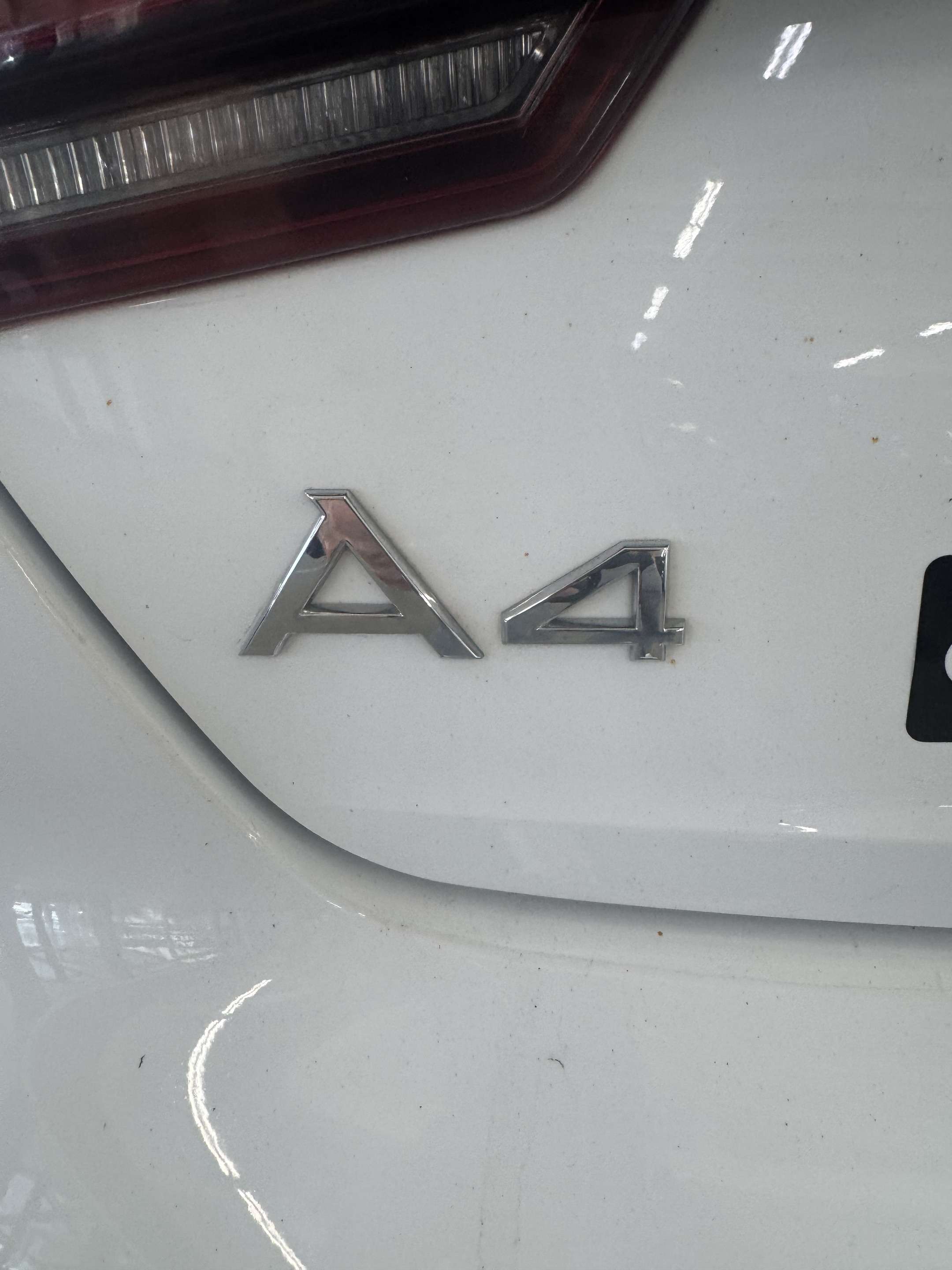2017 Audi A4 4dr Sdn Auto Progressiv quattro thumb 7